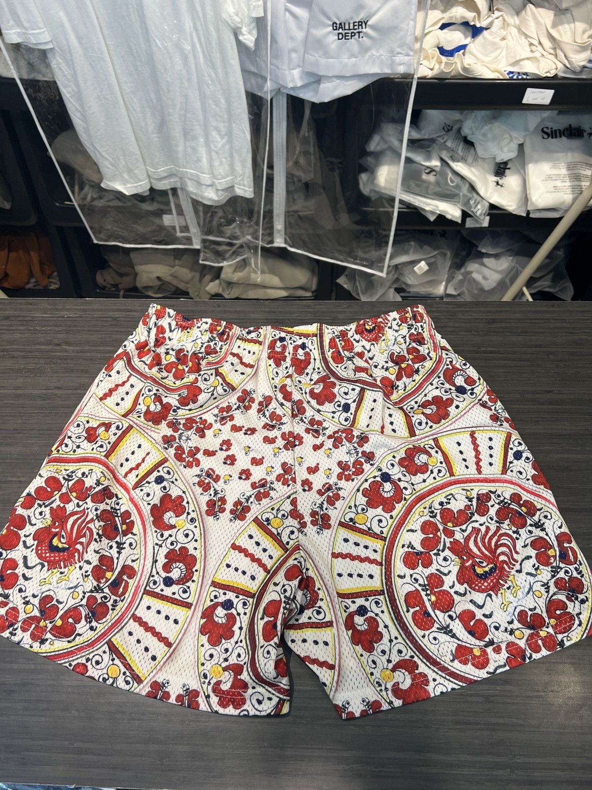 Eric Emanuel Eric Emanuel Basic Shorts Plates Cream Red 2Xl Size US 38 / EU 54 - 2 Thumbnail