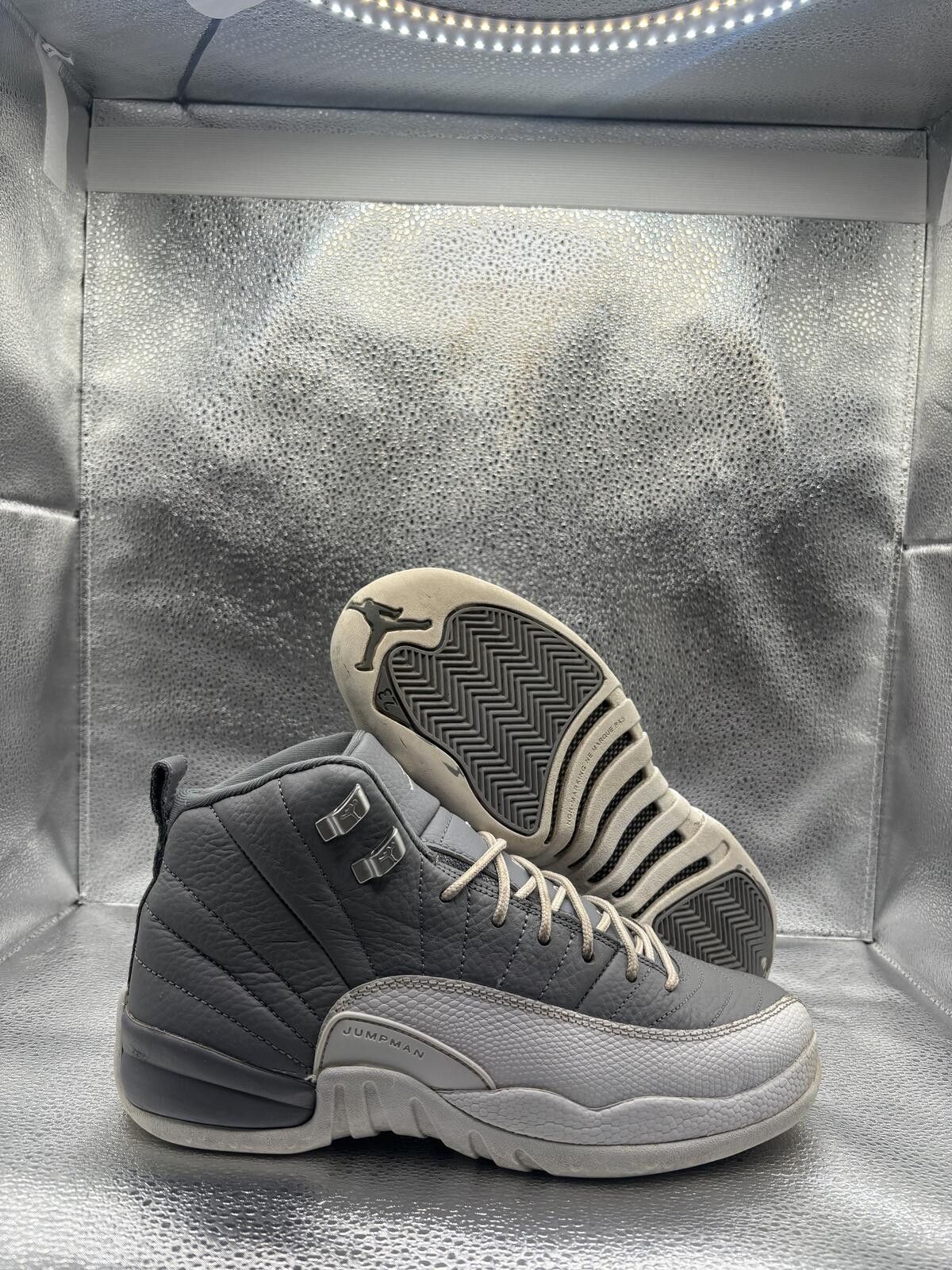 Jordan Brand Air Jordan 12 stealth GS Size US 7 / EU 40 - 1 Thumbnail