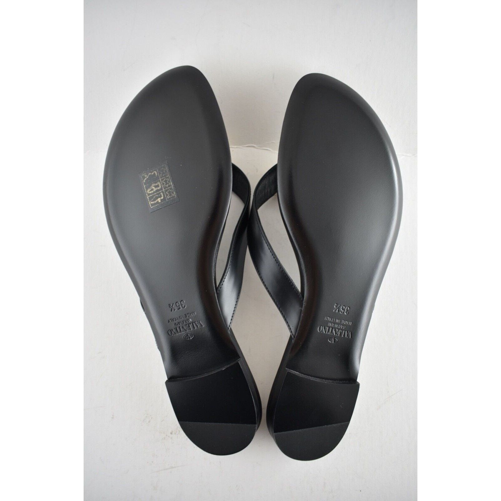 Valentino Valentino Rockstud Roman Stud Black Gold Leather Thong Size US 5.5 / IT 35.5 - 11 Thumbnail