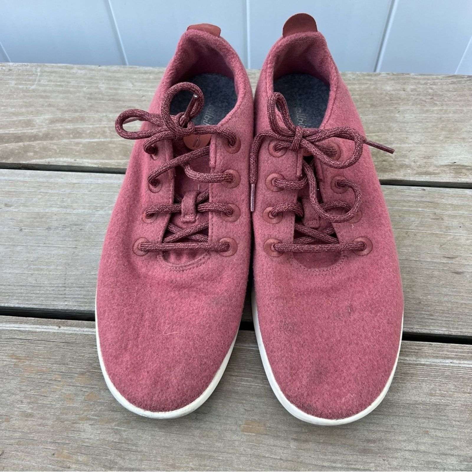 AllBirds Wool Runners sneaker style # 0319 2024 NV1