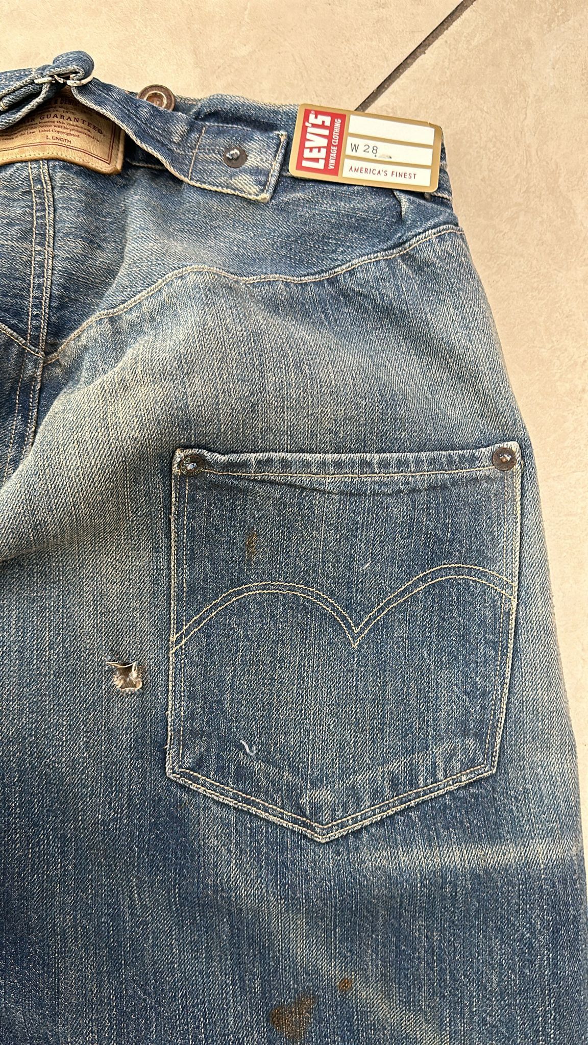 Levi's Vintage Clothing LVC Levi's Vintage Clothing 1880 501XX BigE Selvedge Jeans Size US 28 / EU 44 - 7 Thumbnail