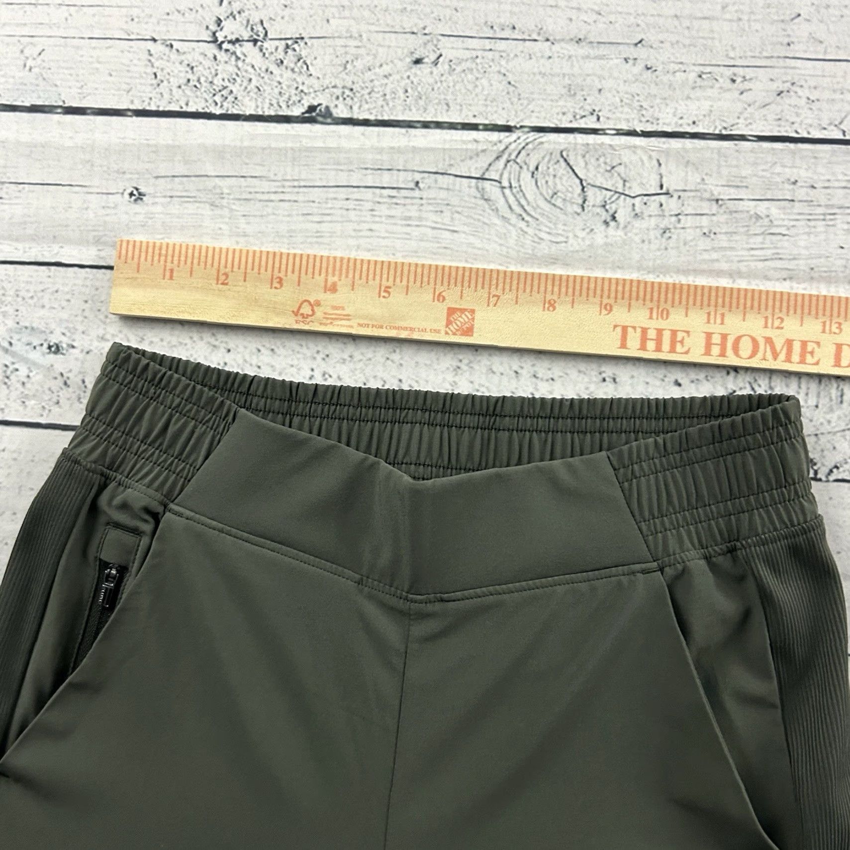 Athleta Athleta Jogger Pants Women's 0 Olive Green - Activewear Bottoms Departments: Women Size 25" / US 0 / IT 36 - 3 Thumbnail