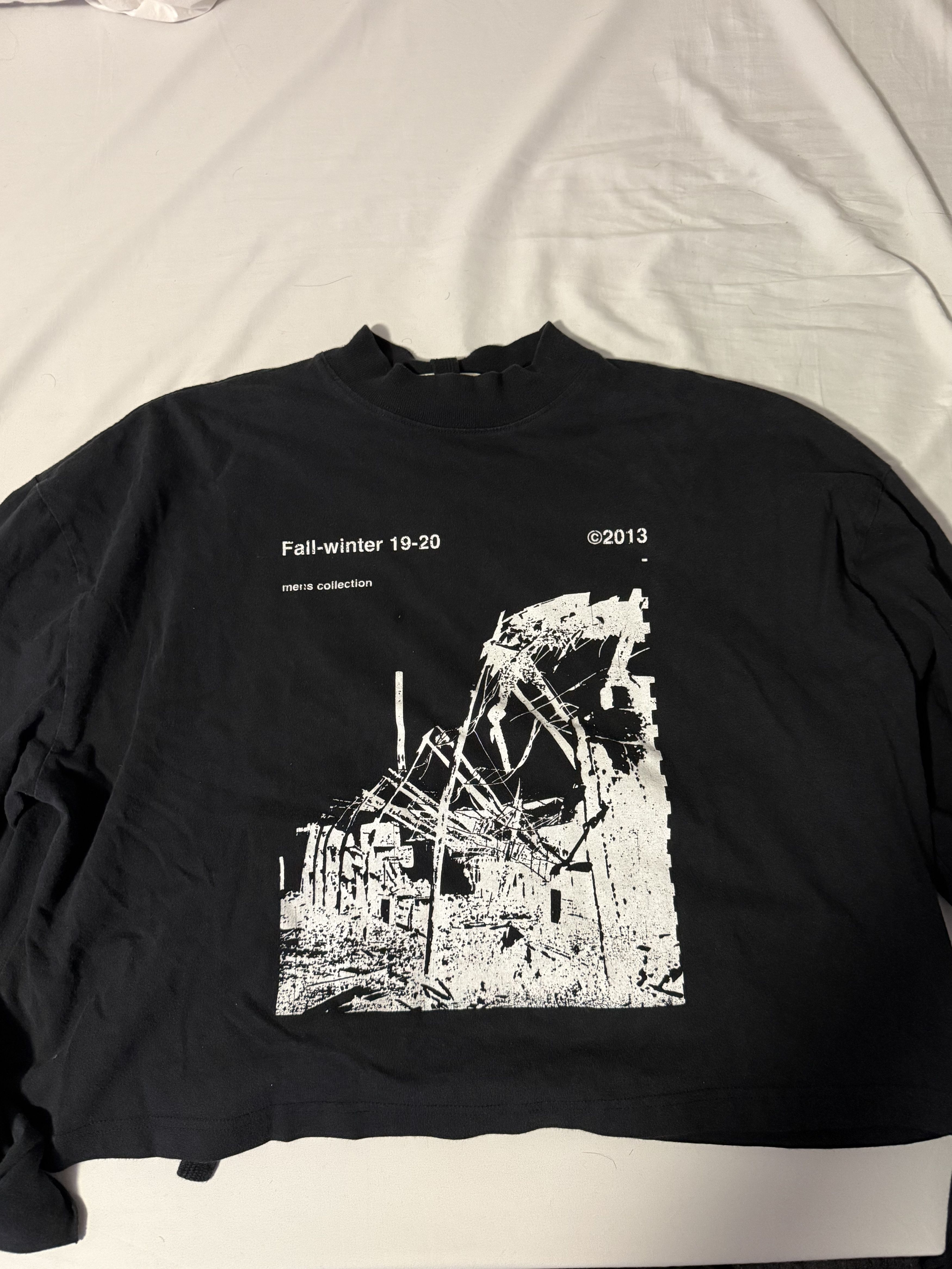 Off-White Off-White FW19 Industrial Ruins Graphic Long Sleeve Size US M / EU 48-50 / 2 - 2 Thumbnail