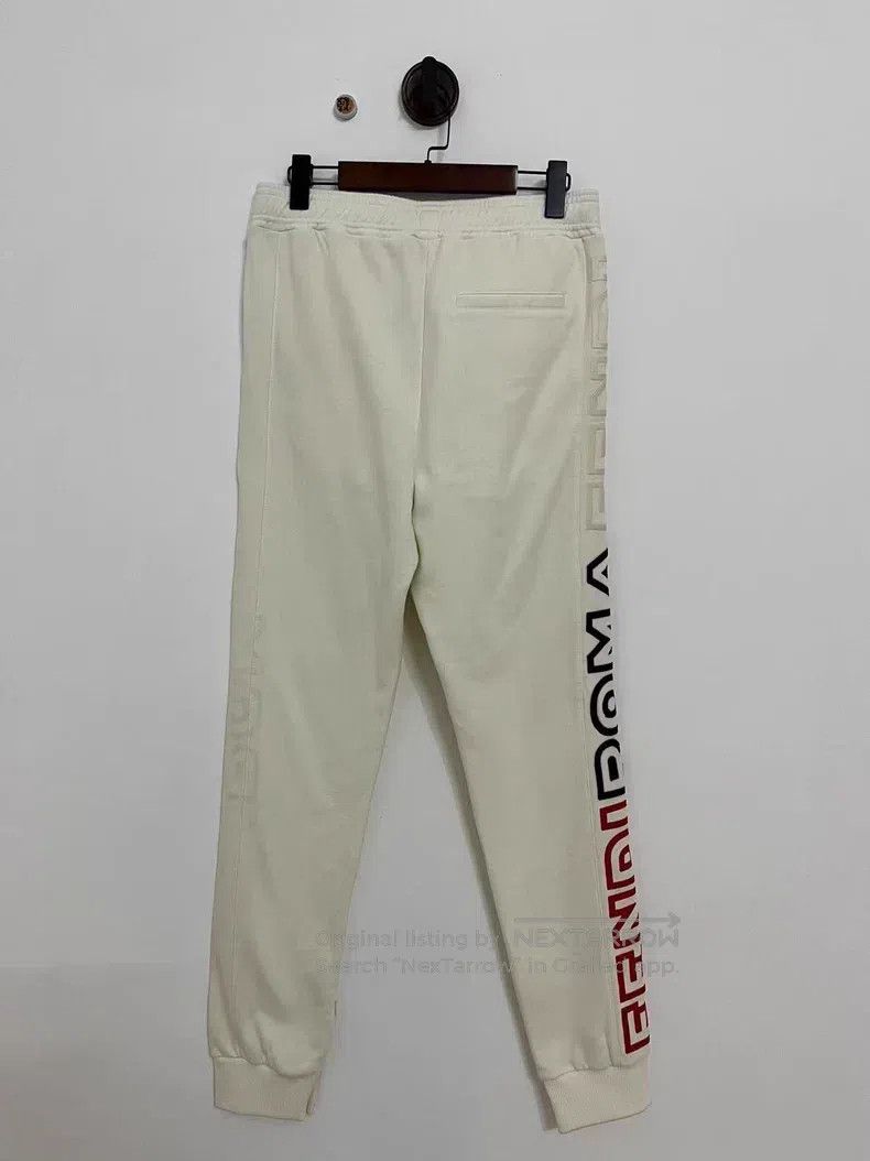Fendi Fendi Off-white side letter logo sweatpants Size US 28 / EU 44 - 3 Thumbnail