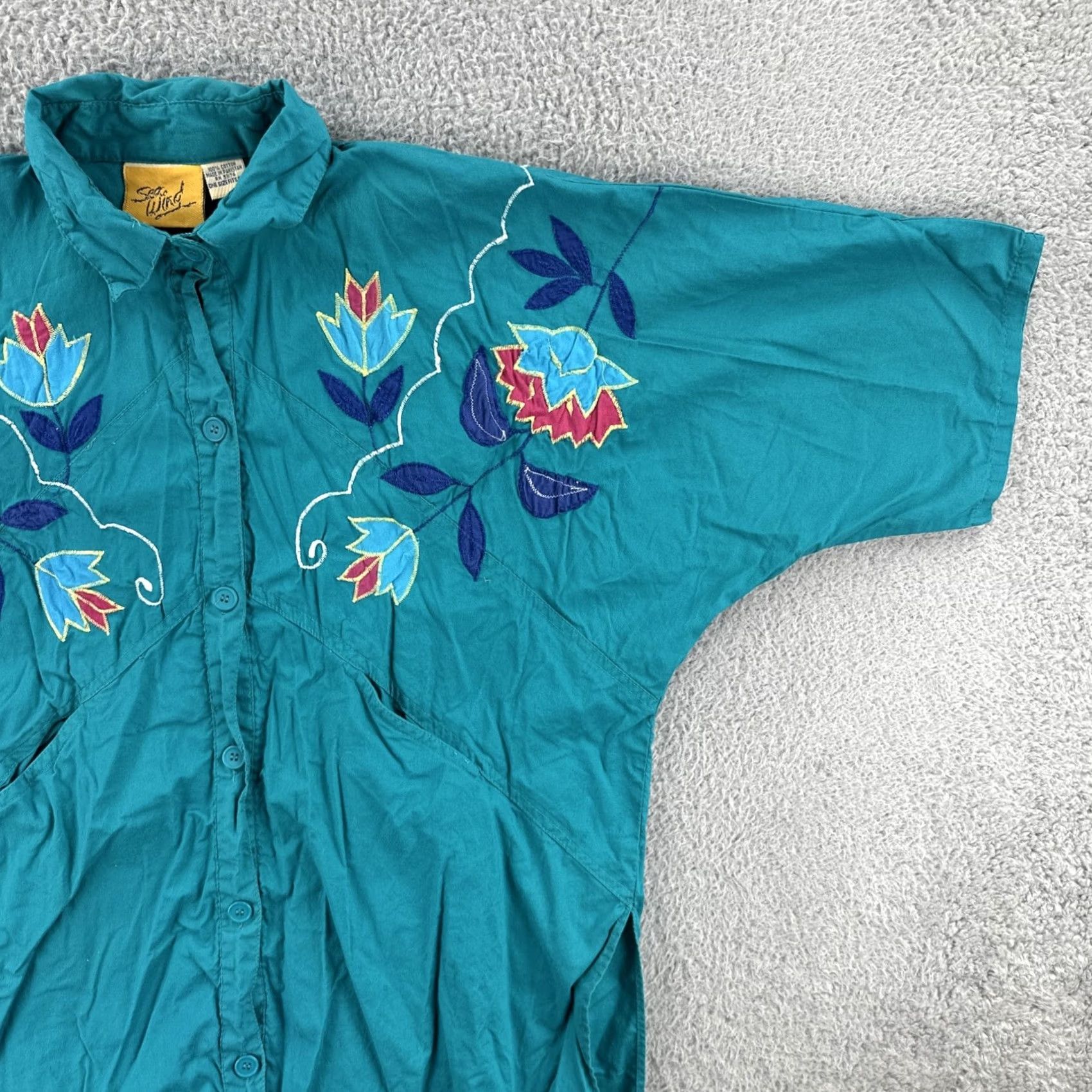 Vintage VINTAGE Sea Wing Shirt Womens One Size Fits All Green Embroidered Pocketed Button Up Shirt L Green Womens Size L / US 10 / IT 46 - 7 Thumbnail
