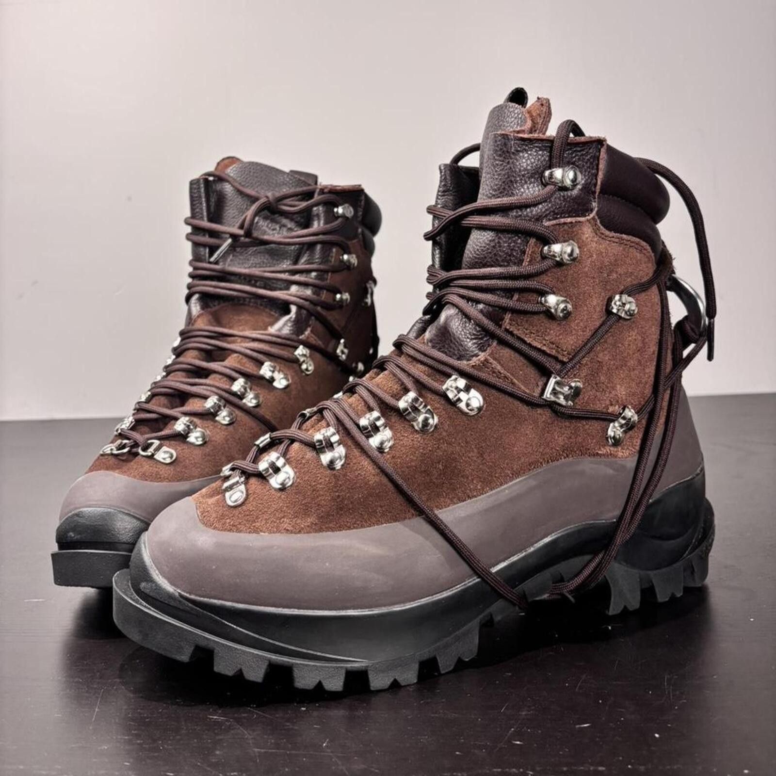 Heliot Emil Heliot Emil proteomic mule. | Grailed