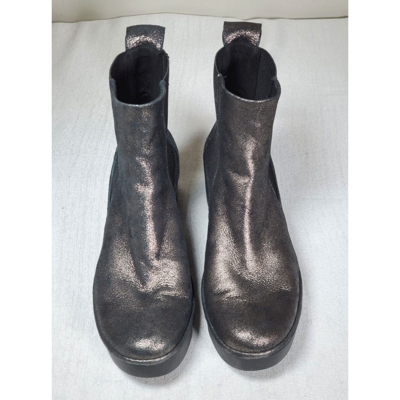 Fly London Fly London Bagu Classic Wedge Chelsea Ankle Boots Graphite Leather Women US 9.5 Shoes Size ONE SIZE - 6 Thumbnail