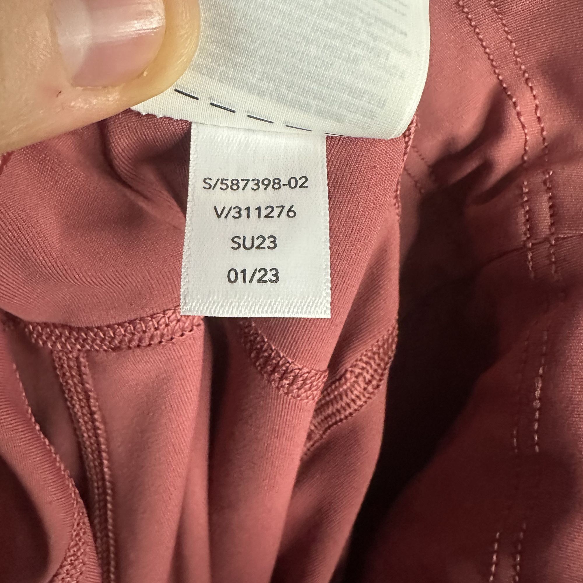 Athleta Athleta Ultimate Stash Mesh 7/8 Tight NWT Size XXS Burgundy Size 24" / US 00 / IT 34 - 13 Thumbnail