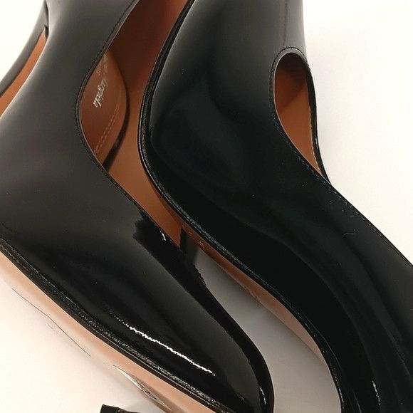 Maison Margiela Maison Margiela Black Patent Leather Court Pumps -EU37/US7 Size US 7 / IT 37 - 7 Thumbnail