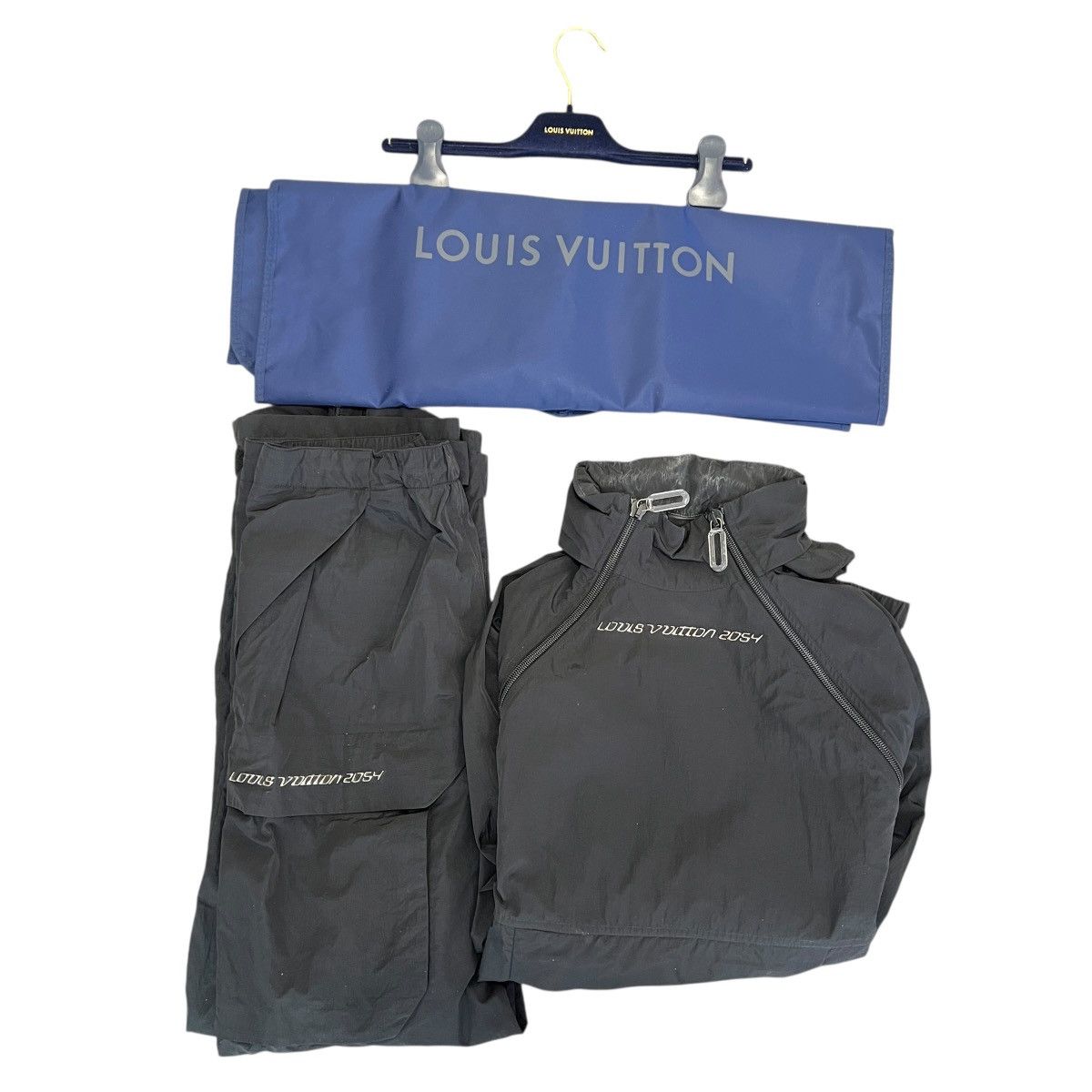 Louis Vuitton Louis Vuitton SS20 Virgil "LV2054" Technical Nylon Tracksuit Size US M / EU 48-50 / 2 - 19 Thumbnail