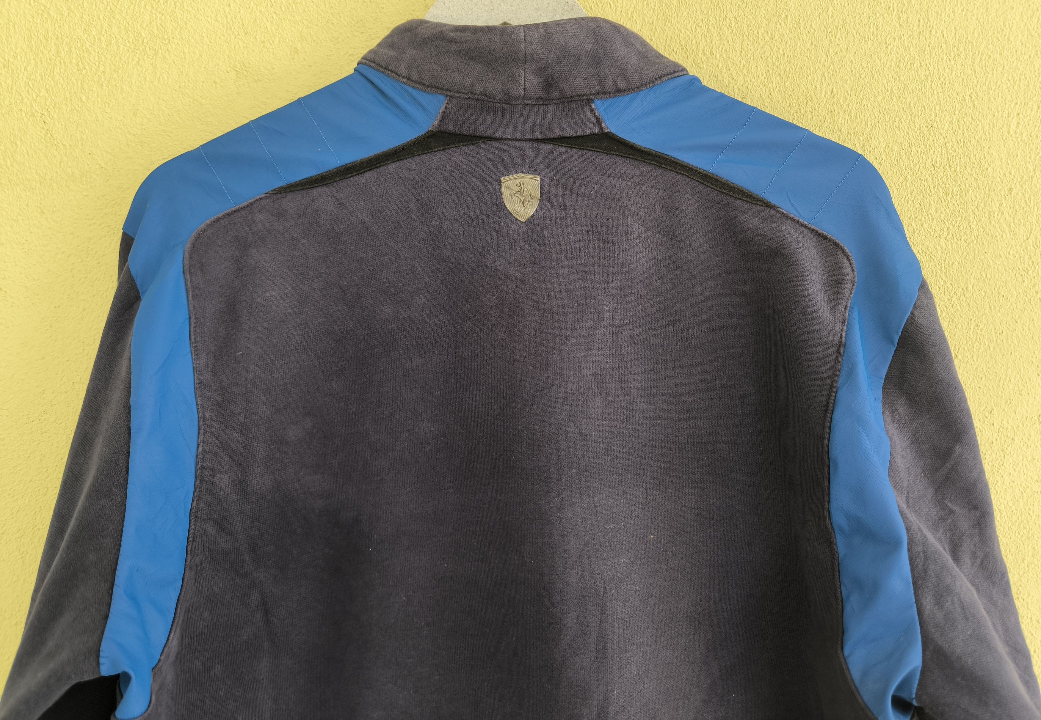 Ferrari × Puma PUMA x FERRARI sportswear track jacket Size US L / EU 52-54 / 3 - 10 Thumbnail