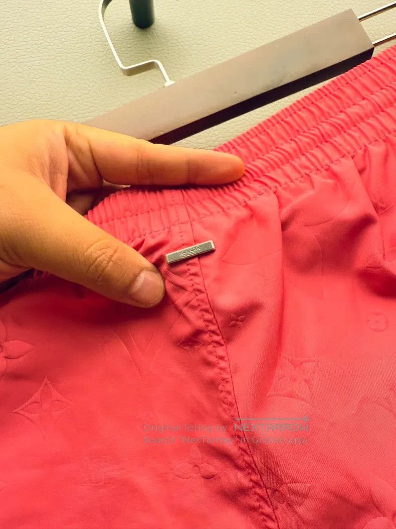 Louis Vuitton Louis Vuitton size m FW23 Solid Logo Embossed Loose Beach S Size US 28 / EU 44 - 5 Thumbnail