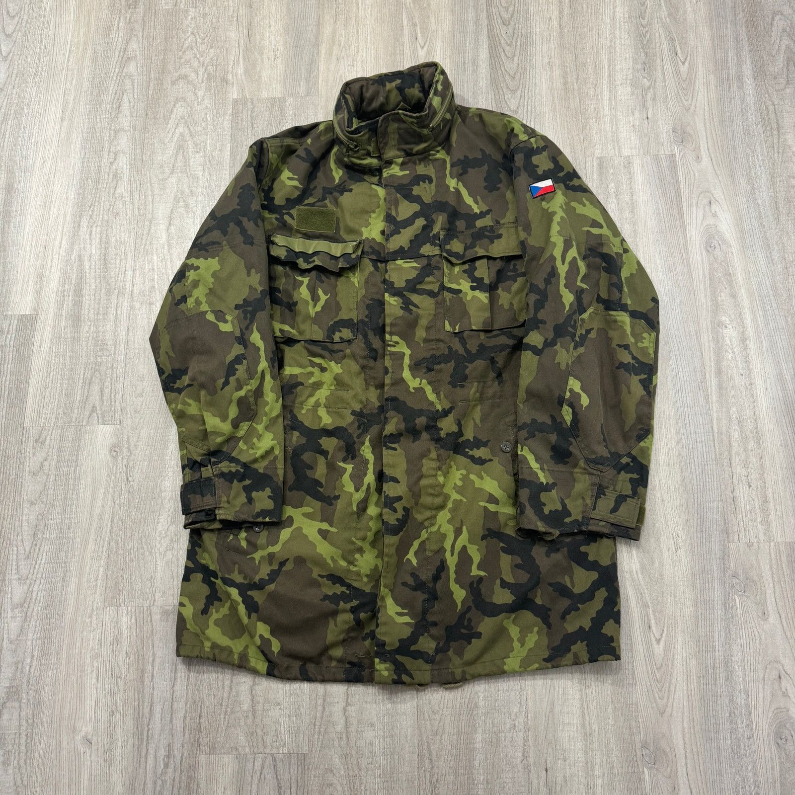 Vintage Vintage Czech Army M95 Woodland Camo Combat Jacket Parka XL Size US XL / EU 56 / 4 - 1 Thumbnail