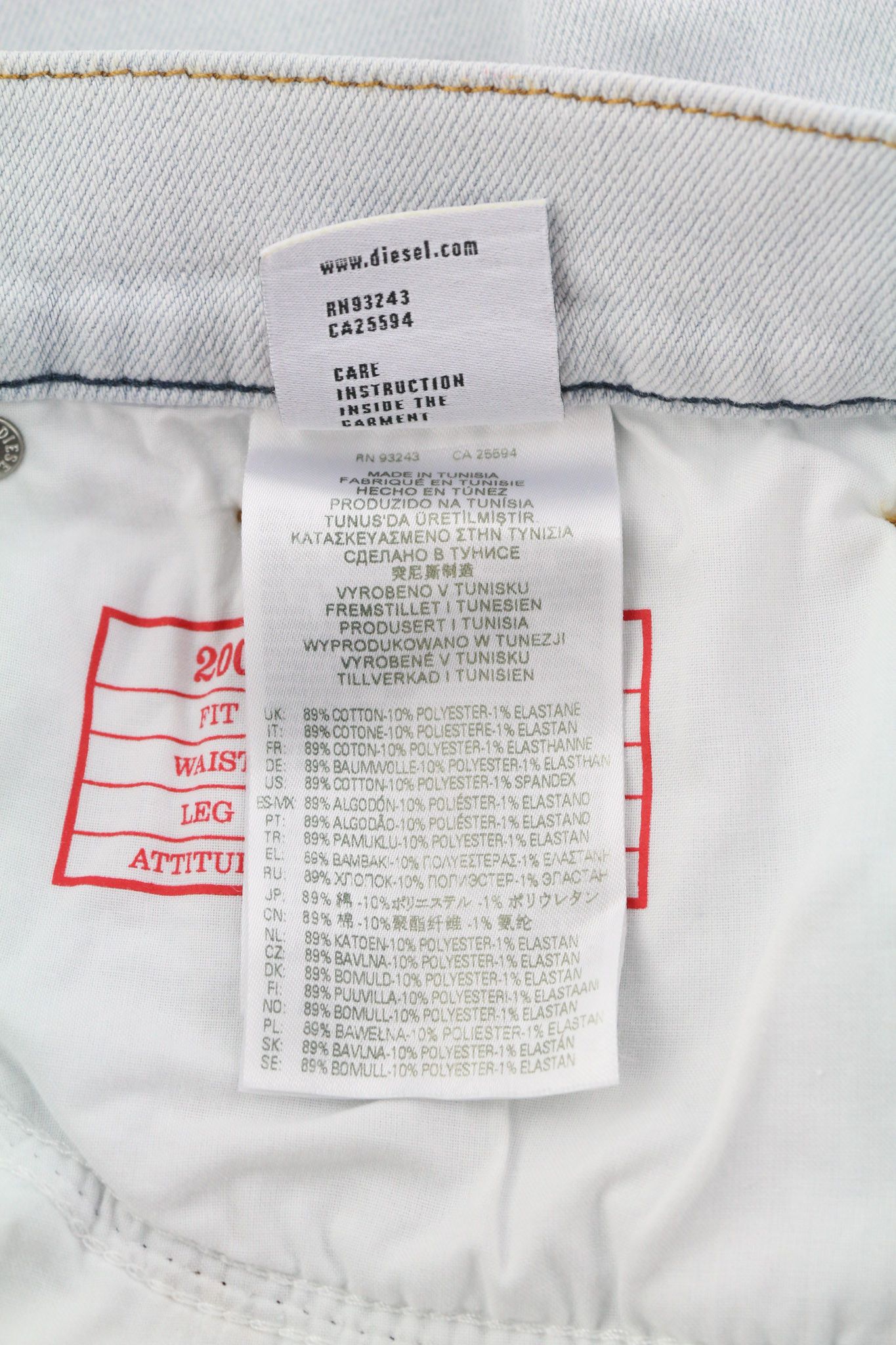 Diesel 2005 D-FINING 09C06 W30/L32 Tapered 40417 Size US 30 / EU 46 - 7 Thumbnail
