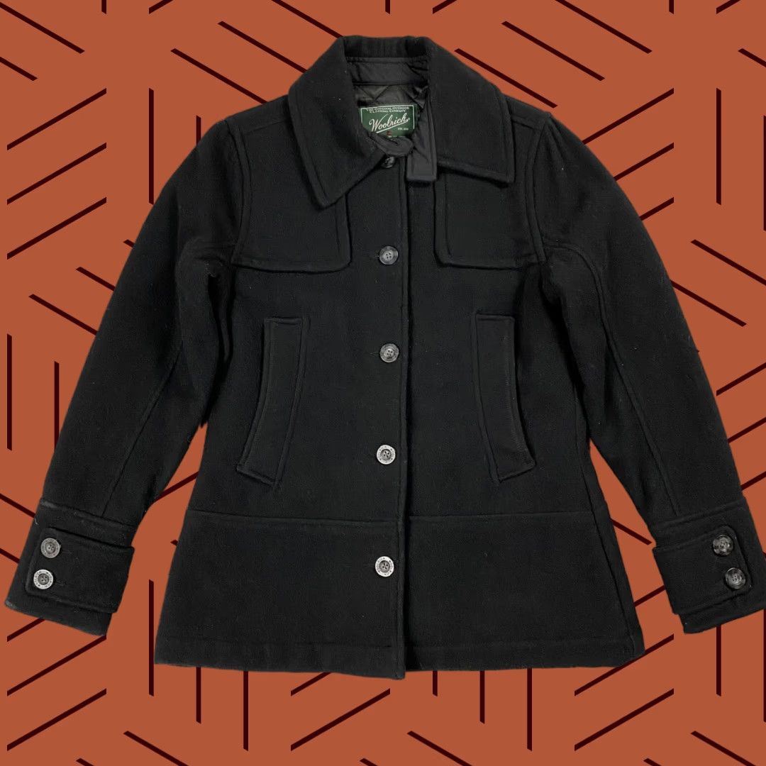 Vintage WOMENS Woolrich NORTHHAMPTON CLOTH COAT CHIN STRAP BUTTON MID-Length Black Wool BlEND Polyester Lining Classic Dry Clean Only Size S Womens Size S / US 4 / IT 40 - 1 Thumbnail