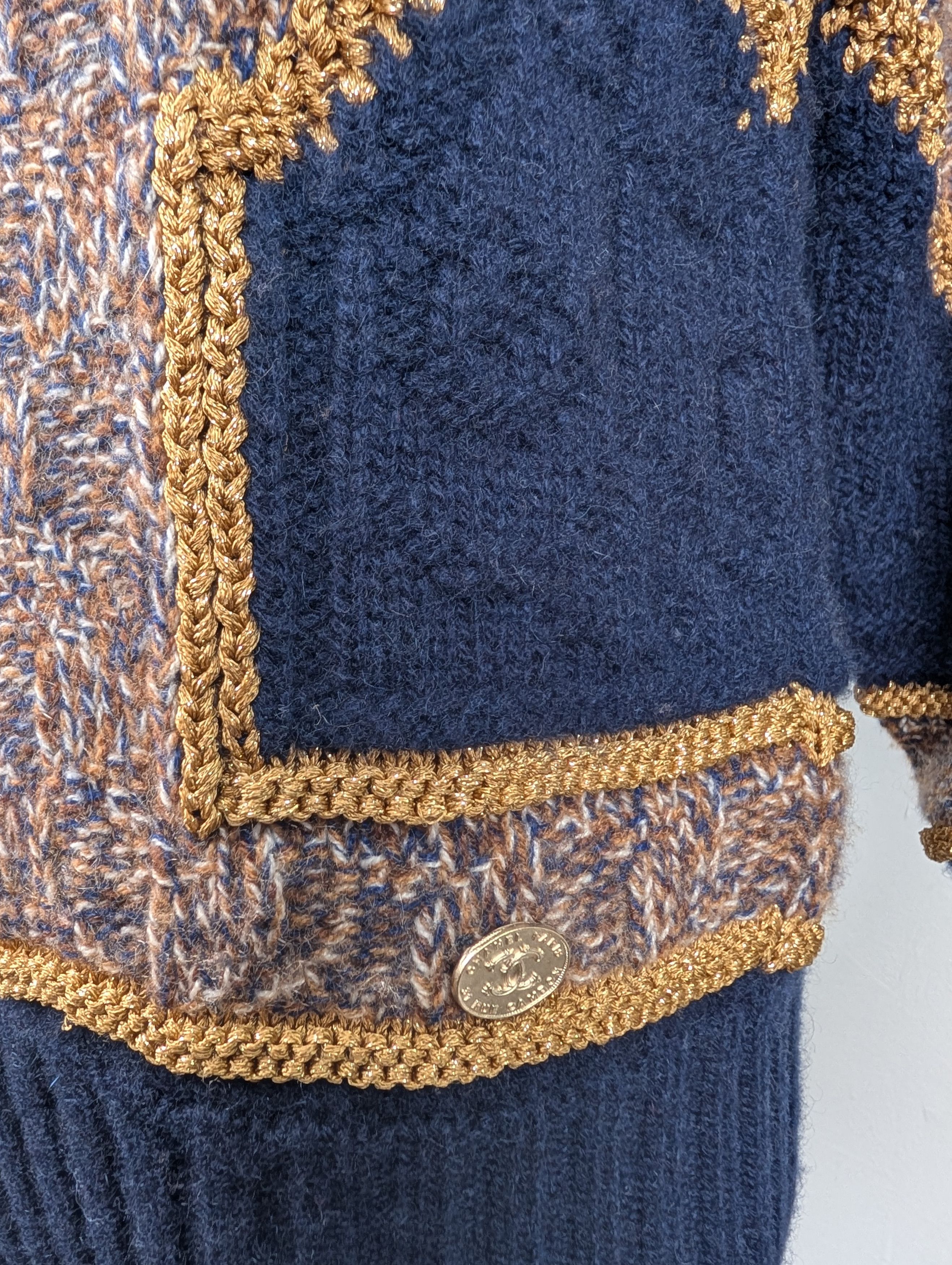 Chanel Chanel Blue Knit Pullover With Chanel Logo Size XS / US 0-2 / IT 36-38 - 6 Thumbnail
