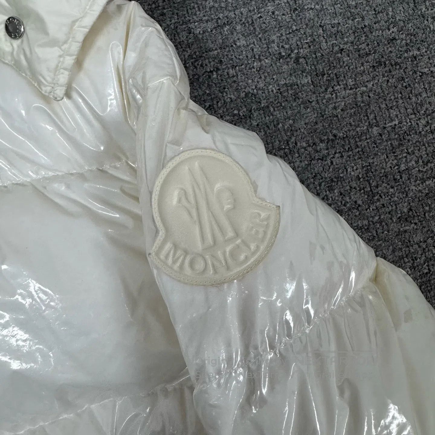 Moncler Moncler Gaou series laser Pearl-colored, medium-length d Size XS / US 0-2 / IT 36-38 - 4 Thumbnail