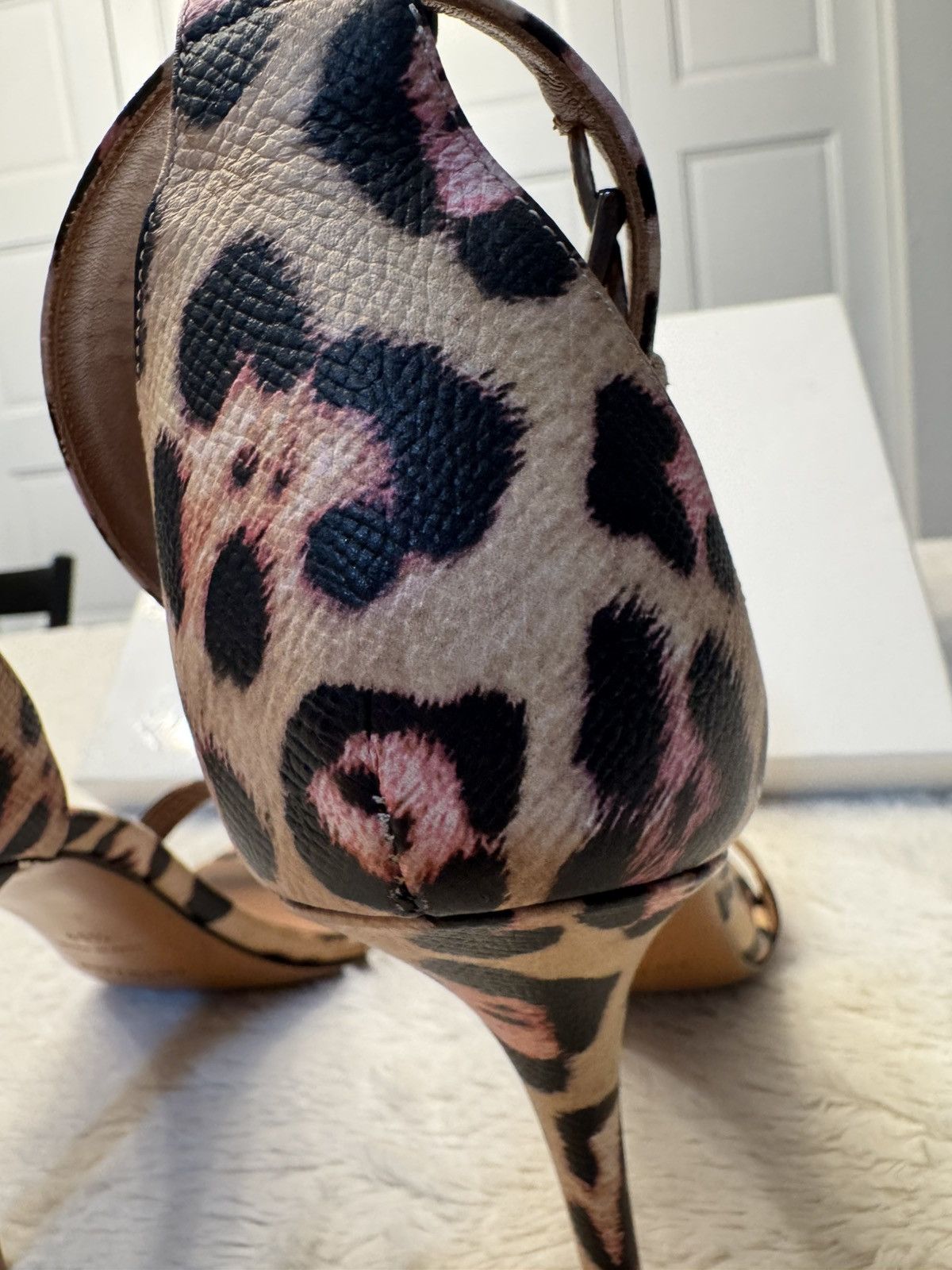 Givenchy EUC Givenchy Leopard Print Heel $750 size 41.5 US 10.5 Size US 10.5 / IT 40.5 - 8 Thumbnail