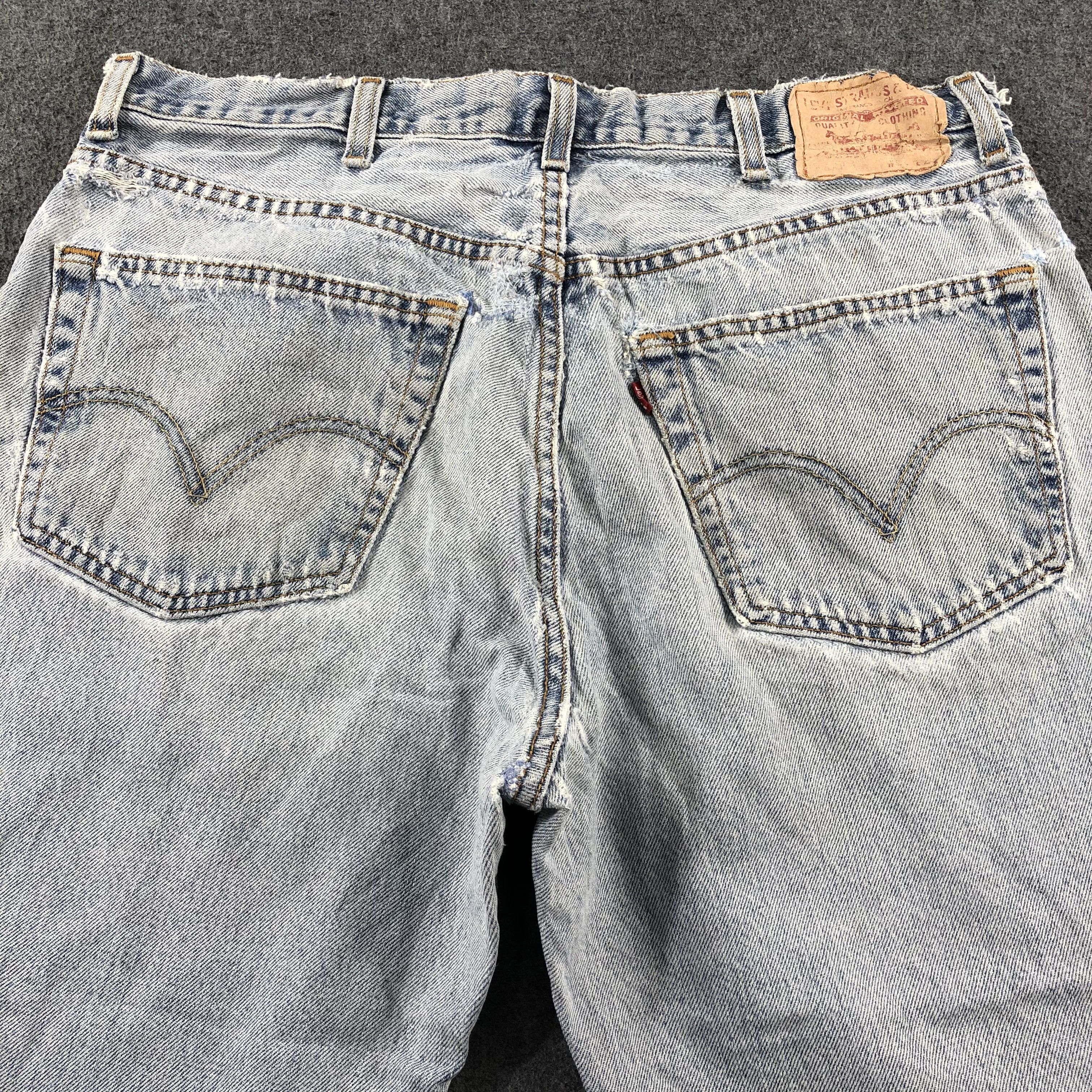 Levi's Vintage Light Wash Levis 550 Jeans-J2541 Size US 37 - 4 Thumbnail