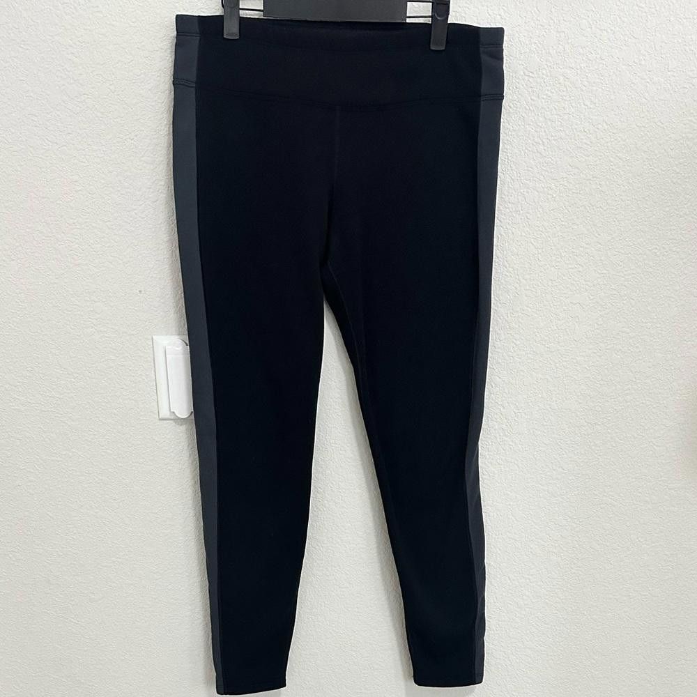 Athleta Athleta Street To Summit Fleece Reflective Leggings Black XL Size 36" / US 14 / IT 50 - 3 Thumbnail