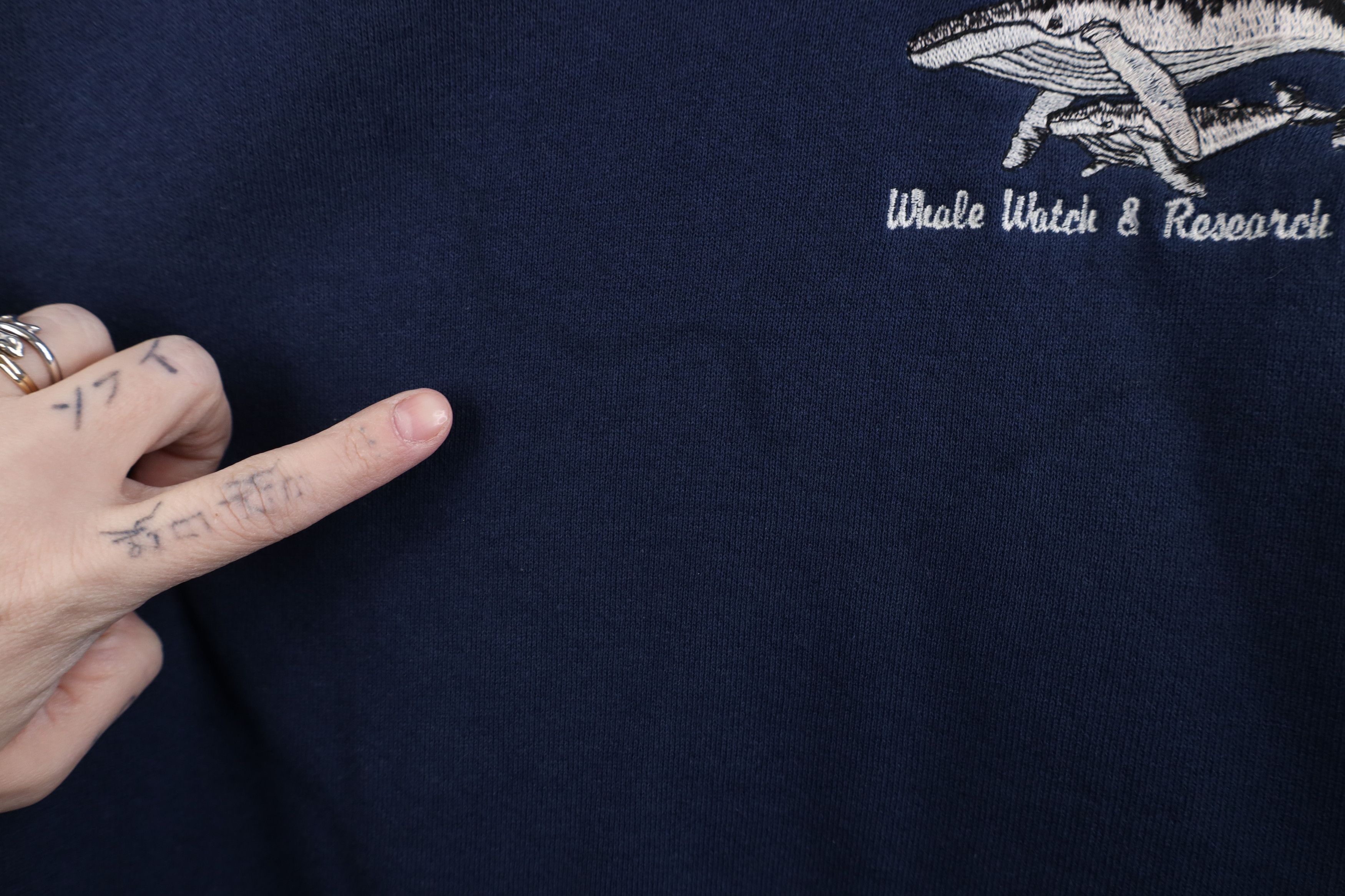 Vintage Vintage 90s Streetwear May Whale Watch Center Sweatshirt Size US L / EU 52-54 / 3 - 5 Thumbnail