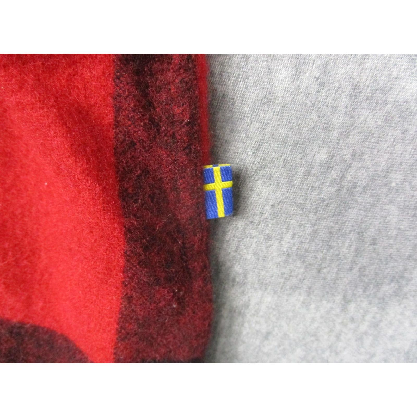 Vintage Fjällräven Shirt Womens Medium Red Black Canada Wool Blend Buffalo Plaid Snap Size M / US 6-8 / IT 42-44 - 6 Thumbnail