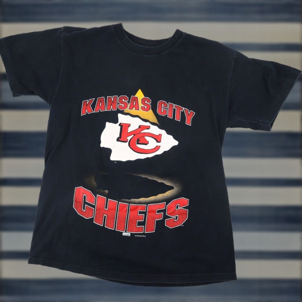 Starter VINTAGE Starter Kansas City Chiefs Mens T-Shirt Black M Graphic Size US M / EU 48-50 / 2 - 1 Thumbnail