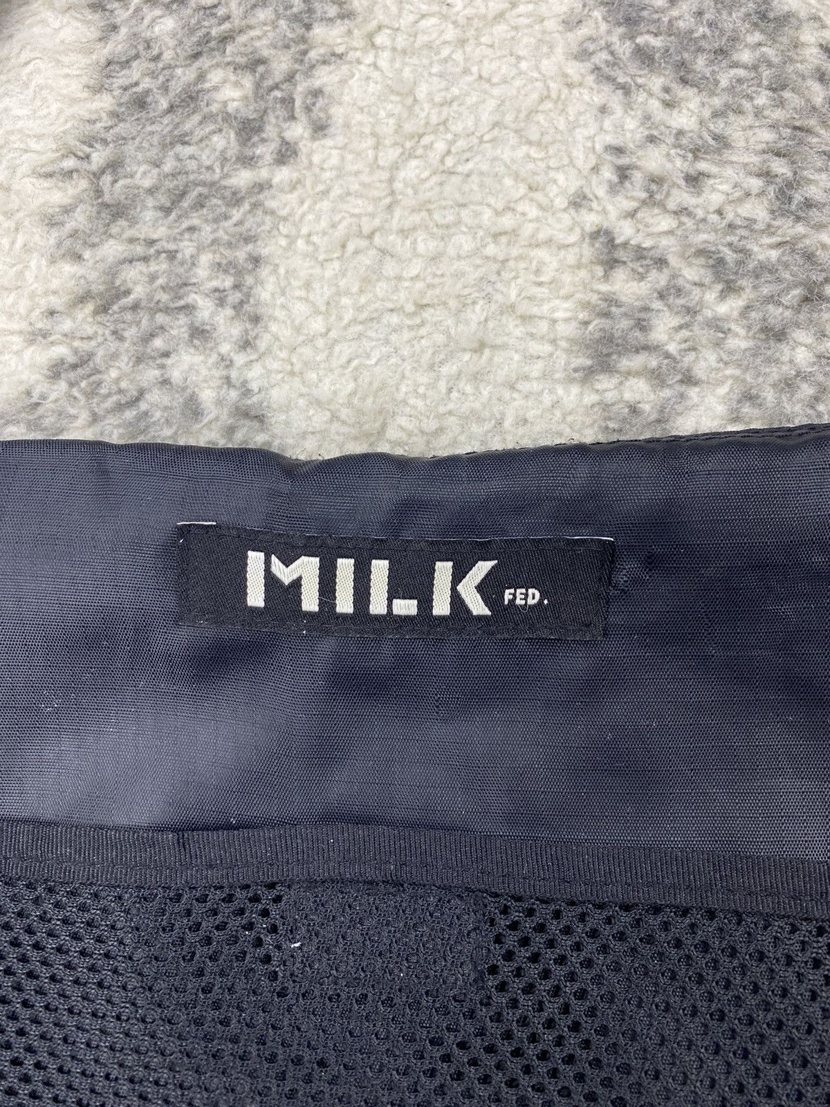 Icecream Milkfed x Cupcake Icecream Streetwear Crossbody Bag Size ONE SIZE - 4 Thumbnail