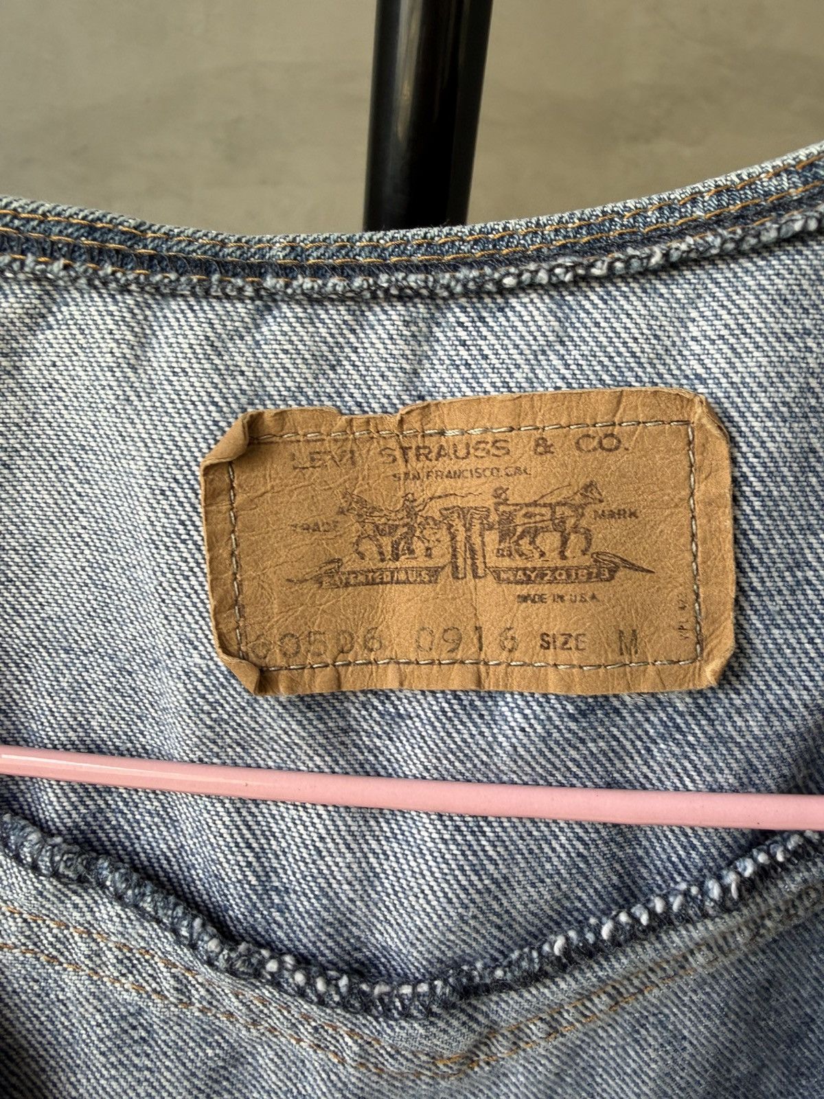 Levi's Vintage Clothing Levi’s vest jeans vintage Size 46R - 7 Thumbnail