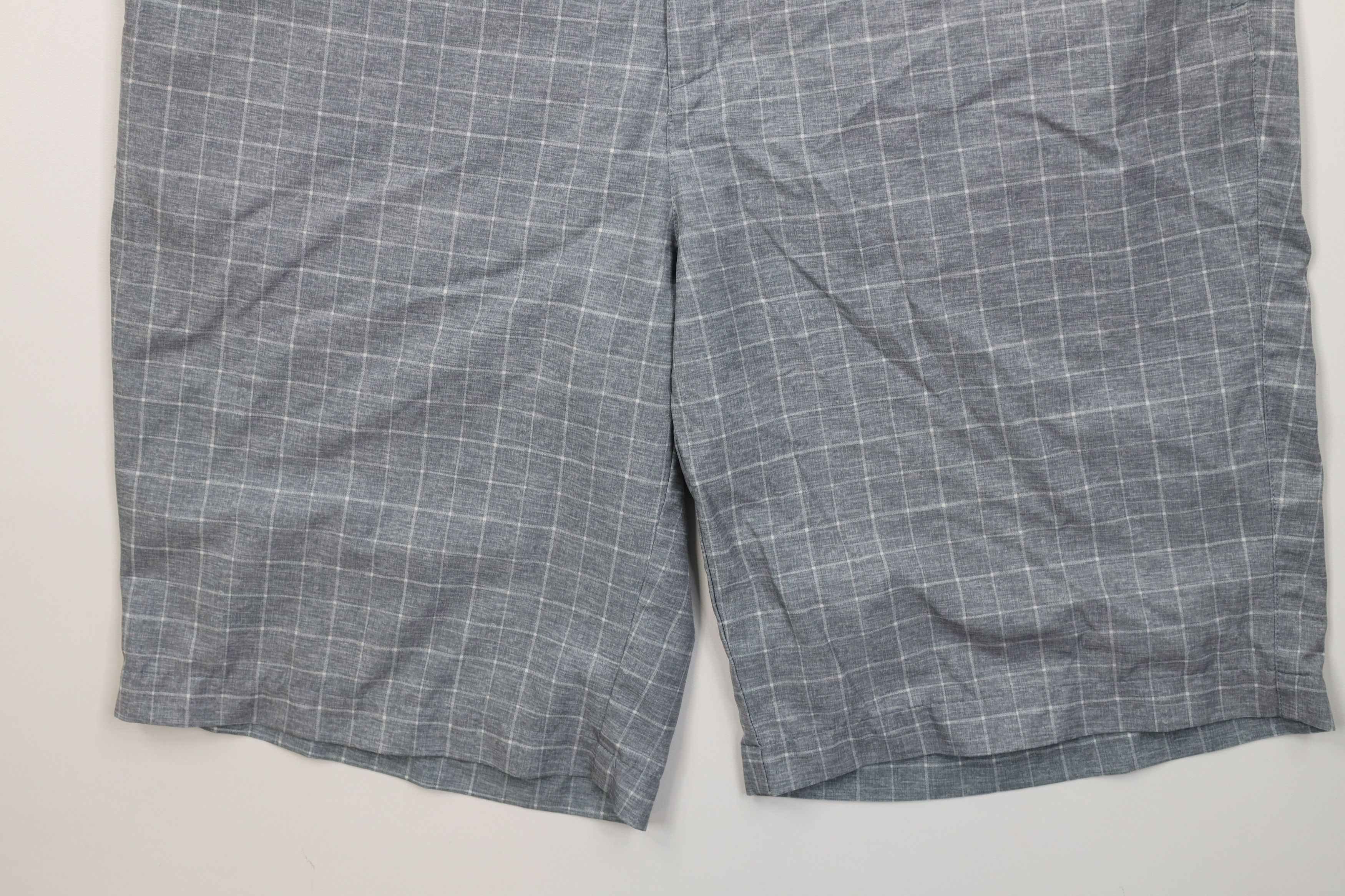 Nike Nike Golf Tour Performance Knit Golfing Chino Shorts Plaid Size US 34 / EU 50 - 4 Thumbnail