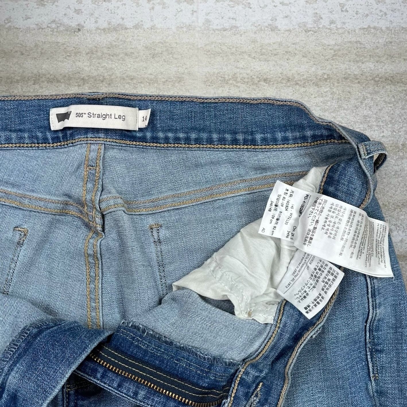Levi's Vintage Y2K Levis Jeans Womens 14 Straight Fit Light Wash Size 36" / US 14 / IT 50 - 4 Thumbnail