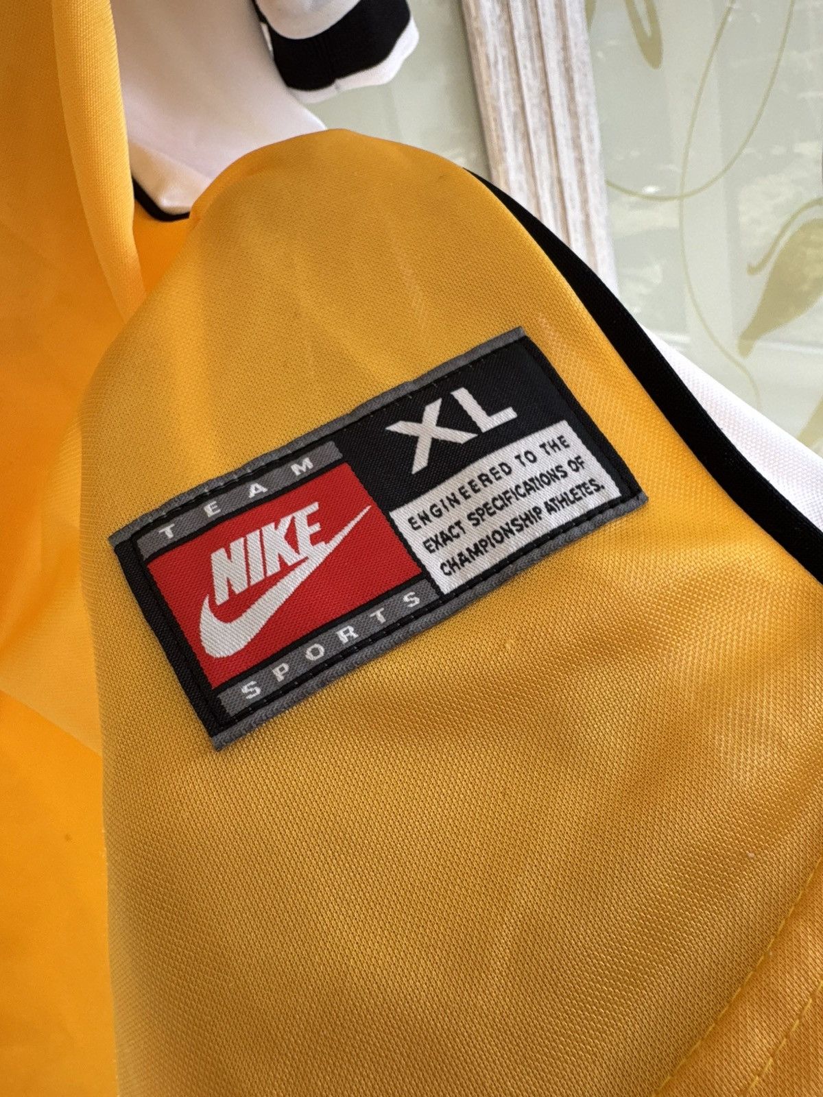 Nike Salou #30 Borussia Dortmund 1998-1999 Vintage Soccer Jersey Size US XL / EU 56 / 4 - 21 Thumbnail