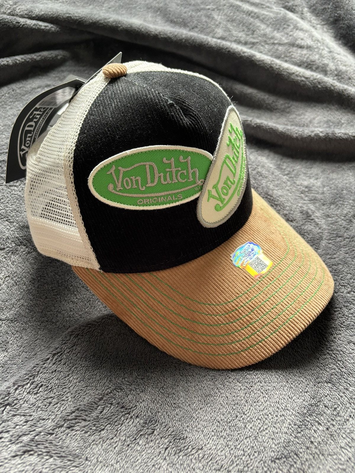 Vintage × Von Dutch BNWT! Von Dutch Corduroy Patch Logo Trucker Cap Hat Size ONE SIZE - 2 Thumbnail