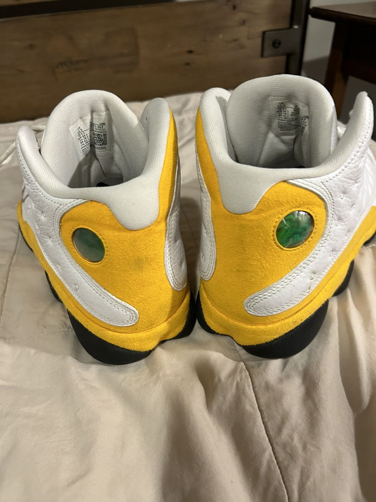Jordan Brand × Nike Jordan 13 de La sol Size US 10.5 / EU 43-44 - 4 Thumbnail