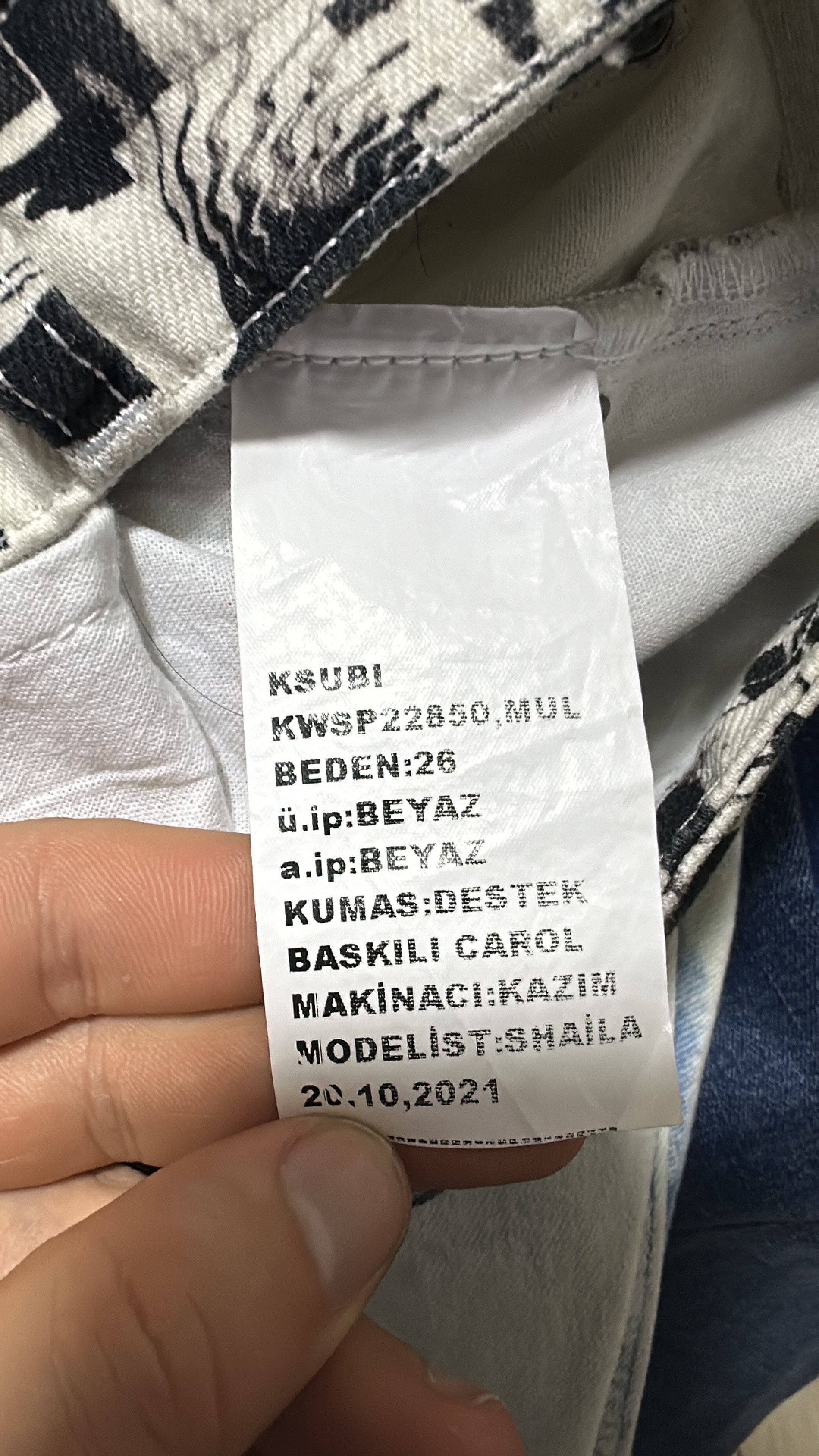 Ksubi Ksubi 1 of 1 Printed Jeans Multicolor Size 26 Size US 26 / EU 42 - 8 Thumbnail
