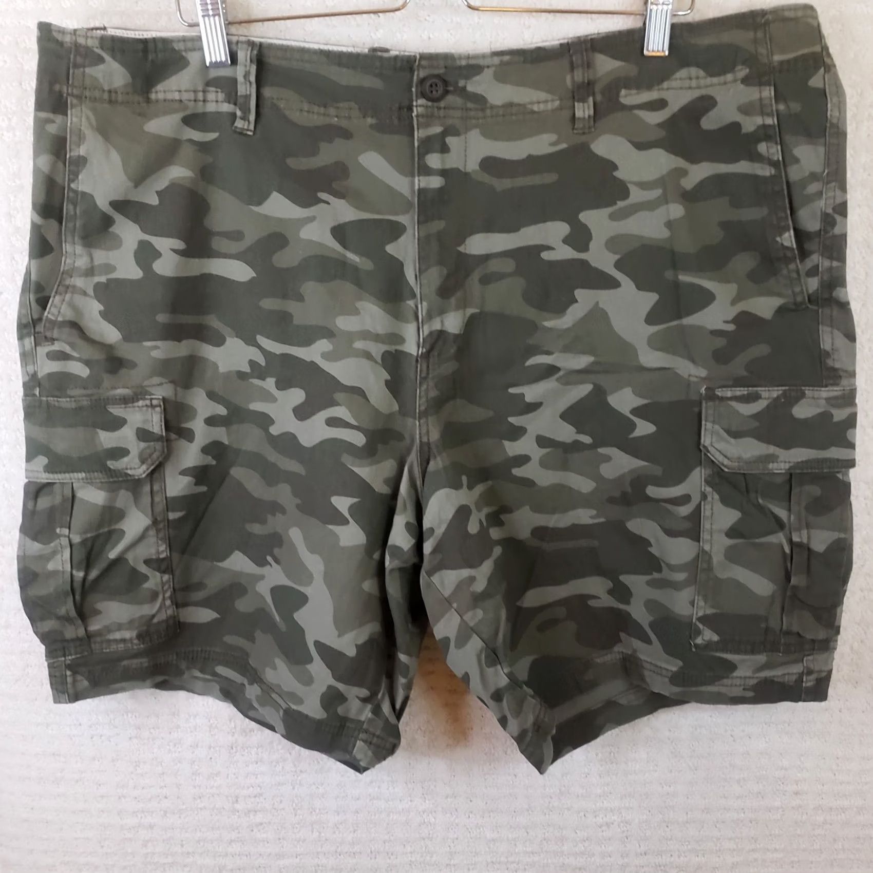 George George Cargo Camo Shorts Men's Size 44x10 Green Camo NWT Size US 44 / EU 60 - 2 Thumbnail
