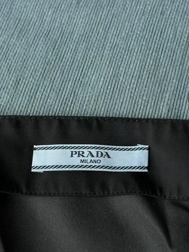 Prada Prada Strap skirt 2502-Nextarrow Size 37" - 3 Thumbnail