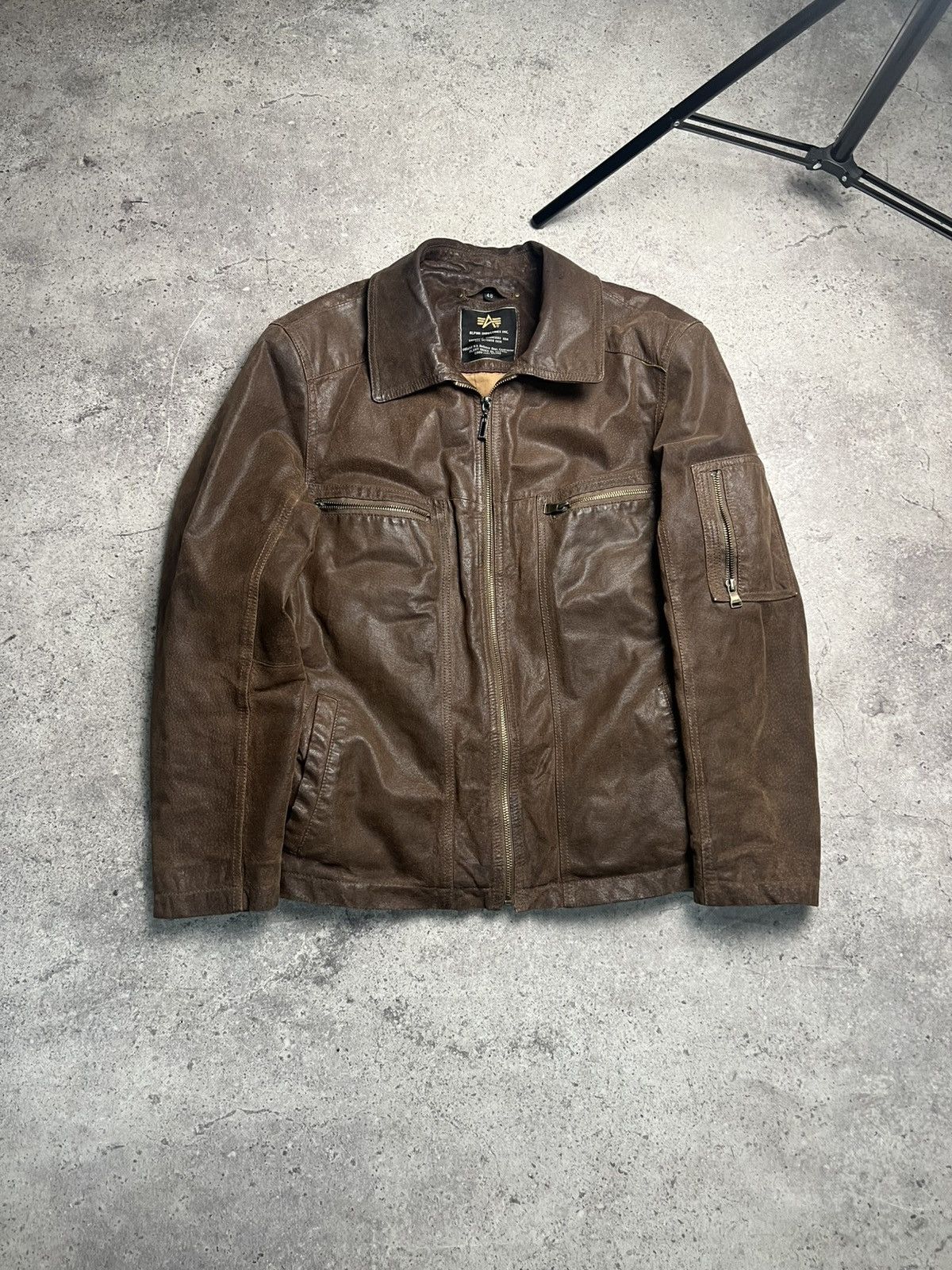 Alpha Industries Alpha Industries leather jacket Size US M / EU 48-50 / 2 - 1 Thumbnail