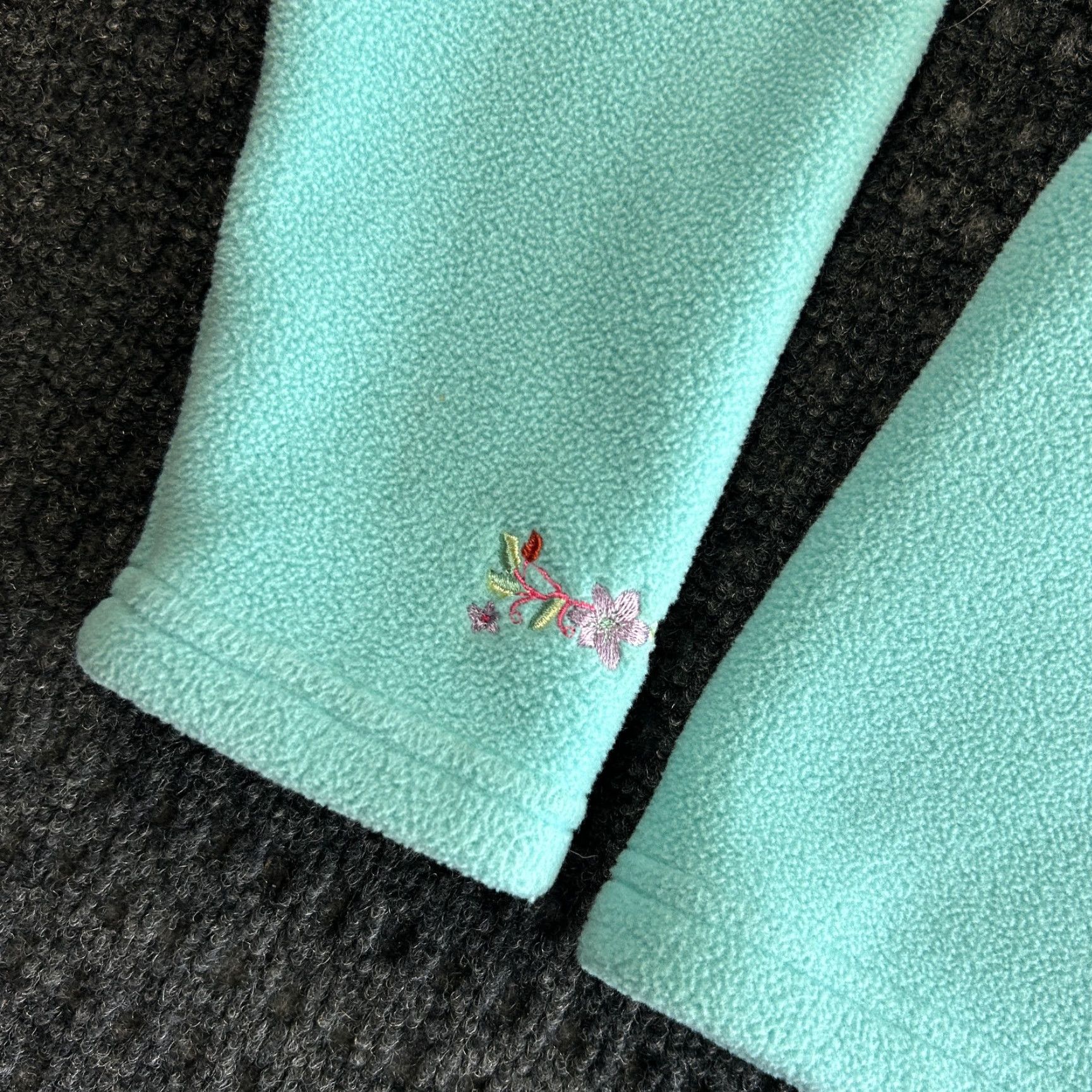 Vintage VINTAGE L.L.Bean Cardigan Crew Neck Fleece Floral Embroidered Blue Women M Casual Plant Size M / US 6-8 / IT 42-44 - 3 Thumbnail