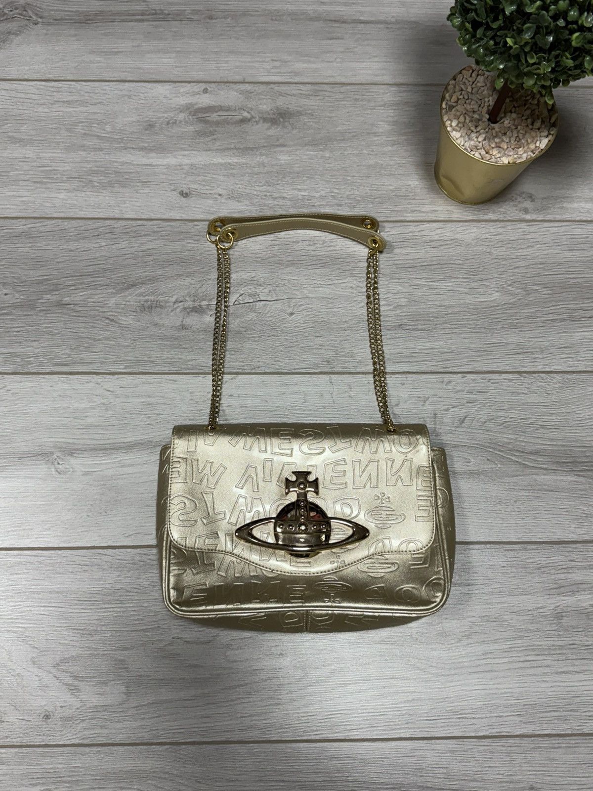 Vivienne Westwood Vivienne Westwood big gild orb monogram chain bag Size ONE SIZE - 1 Thumbnail
