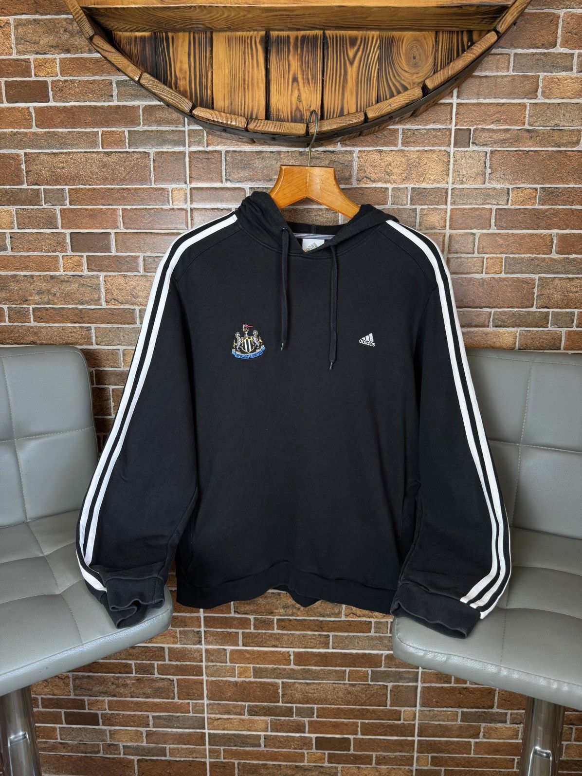 Adidas × Vintage Adidas Newcastle United hoodie distressed stripes football Size US XL / EU 56 / 4 - 1 Thumbnail