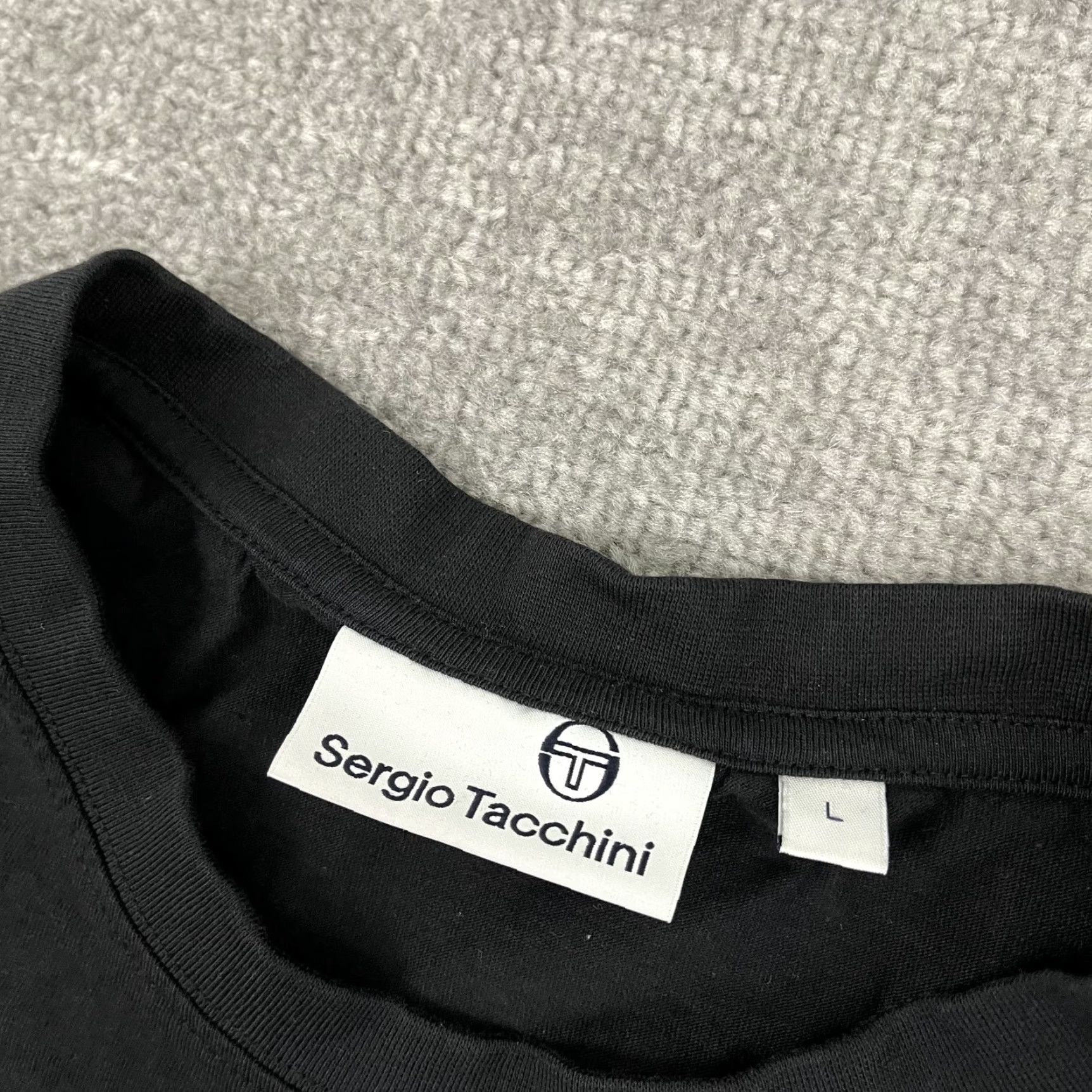 Sergio Tacchini Sergio Tacchini Shirt Mens Large Black Regular Cotton Short Sleeve T-Shirt Logo Classic Outdoor Preppy Men Size US L / EU 52-54 / 3 - 3 Thumbnail