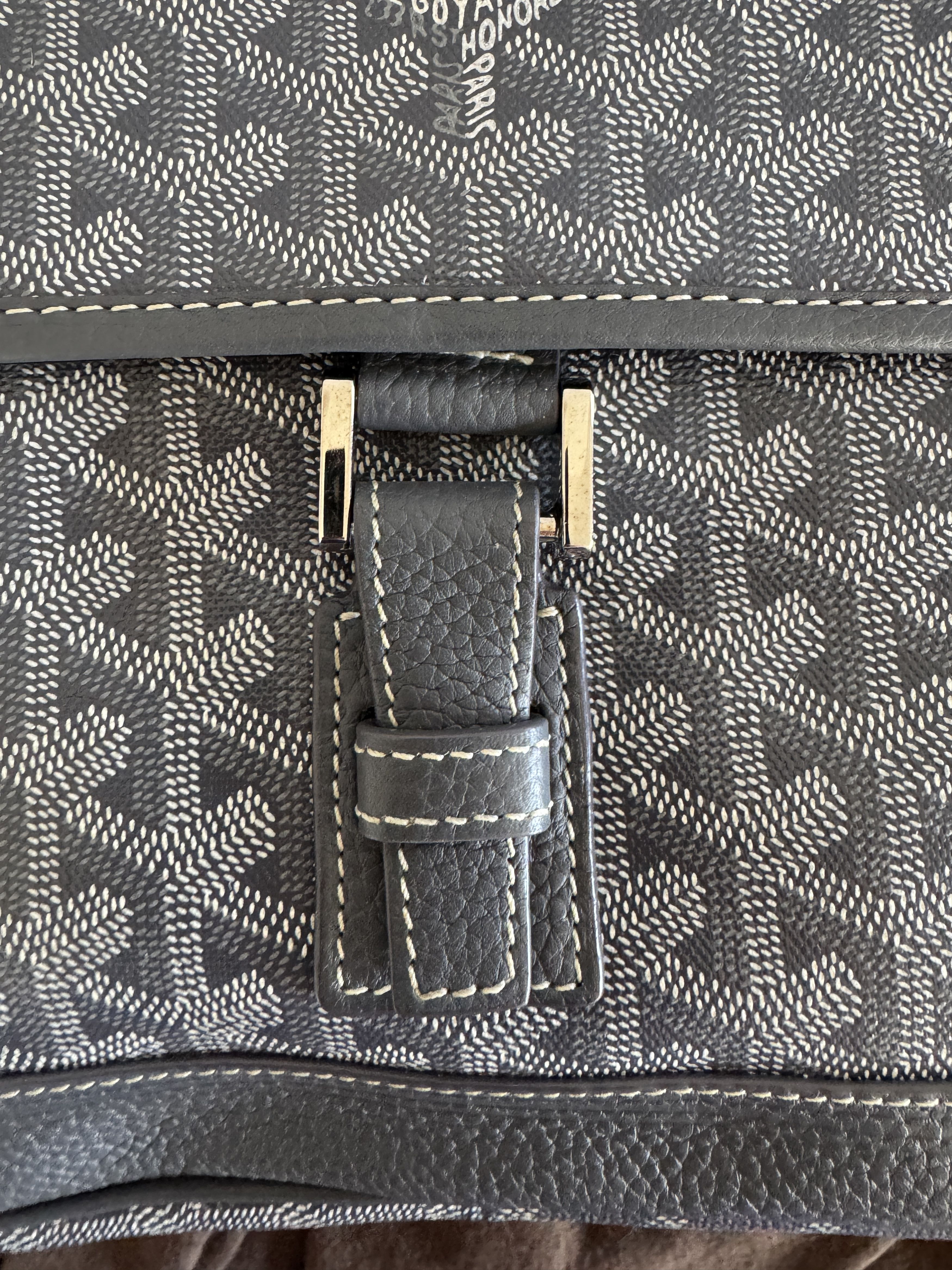 Goyard Grand Bleu MM Messenger Bag – Grey Size ONE SIZE - 18 Thumbnail