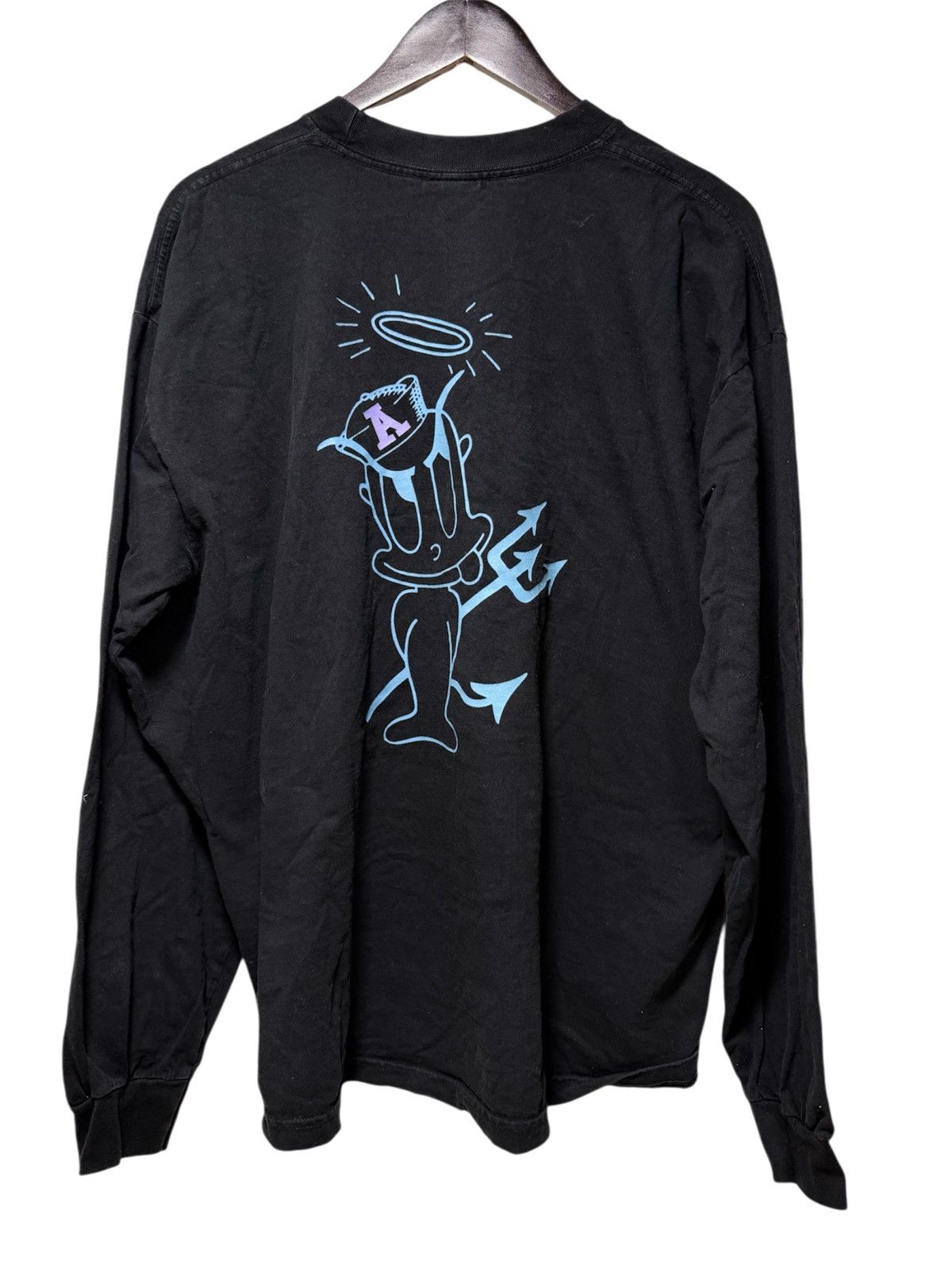 Andrew Andrew Downtown Little Devil LS T shirt Size XL RARE Size US XL / EU 56 / 4 - 1 Thumbnail