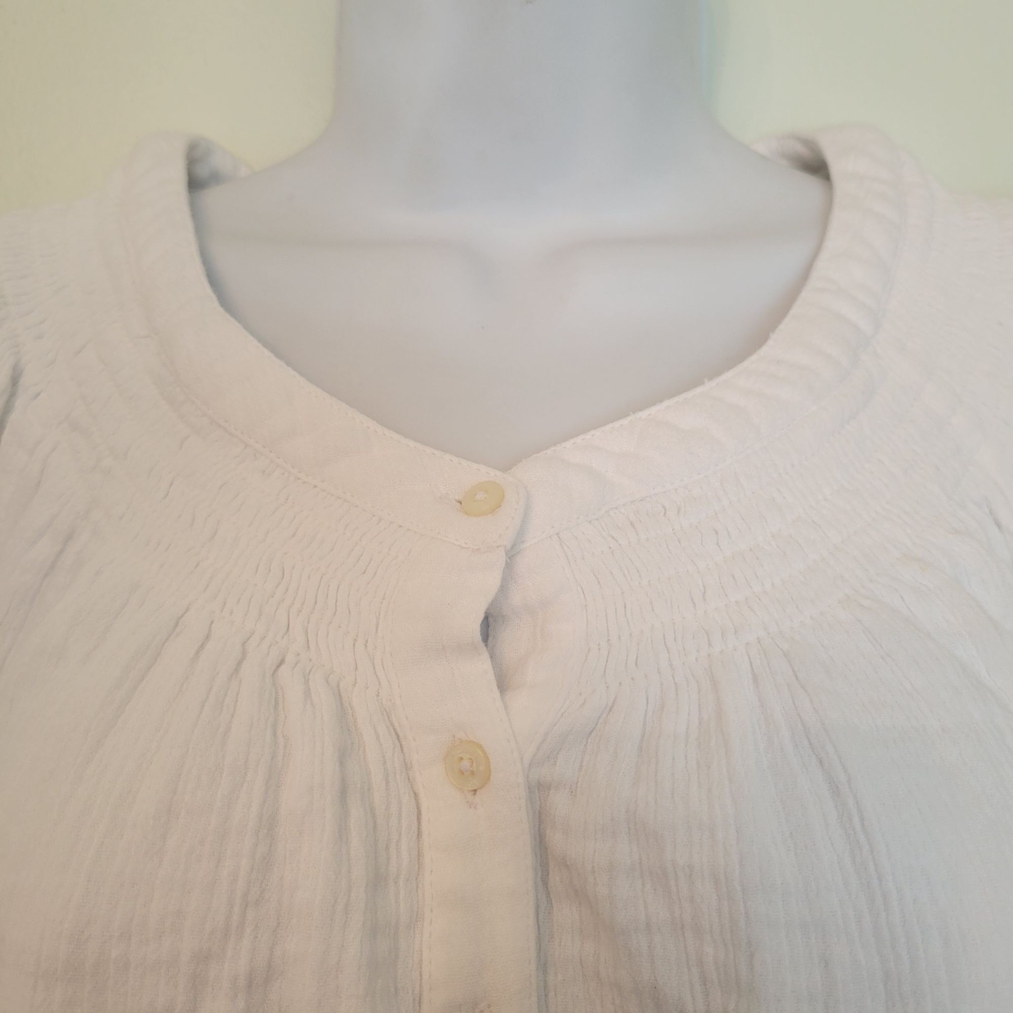 Vineyard Vines Vineyard Vines White Flutter Sleeve White Top Smocked Cotton Size M / US 6-8 / IT 42-44 - 2 Thumbnail