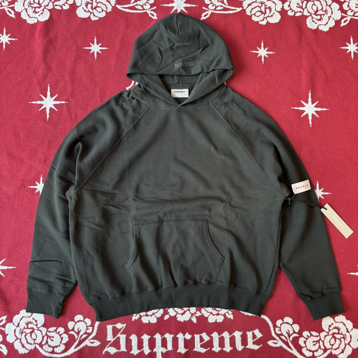 image of Ss21 Fear Of God Essentials Pull-Over Hoodie Black Size L, Men's