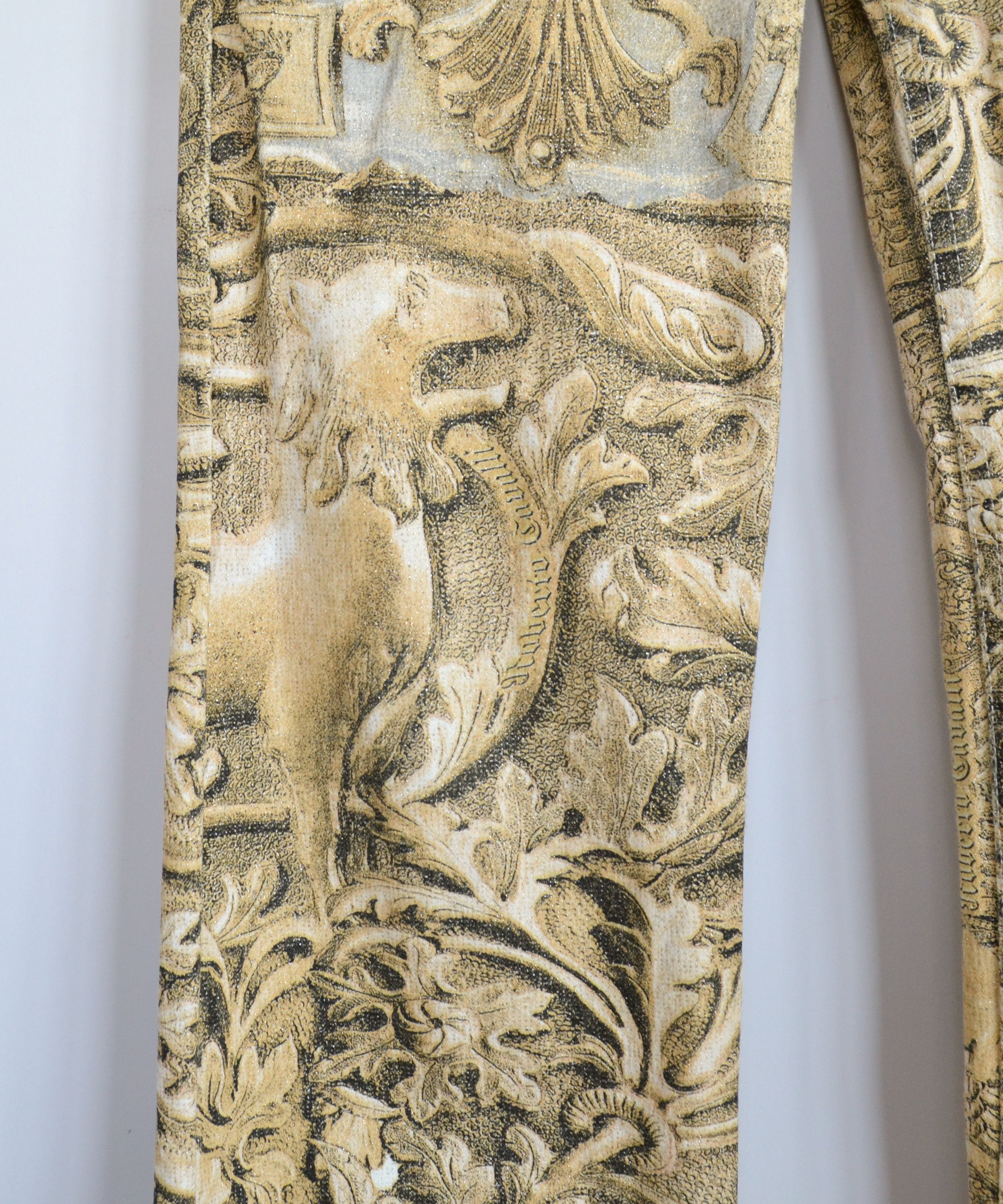 Roberto Cavalli Roberto Cavalli Jeans Pants Renaissance Print Vintage Size US 30 / EU 46 - 4 Thumbnail