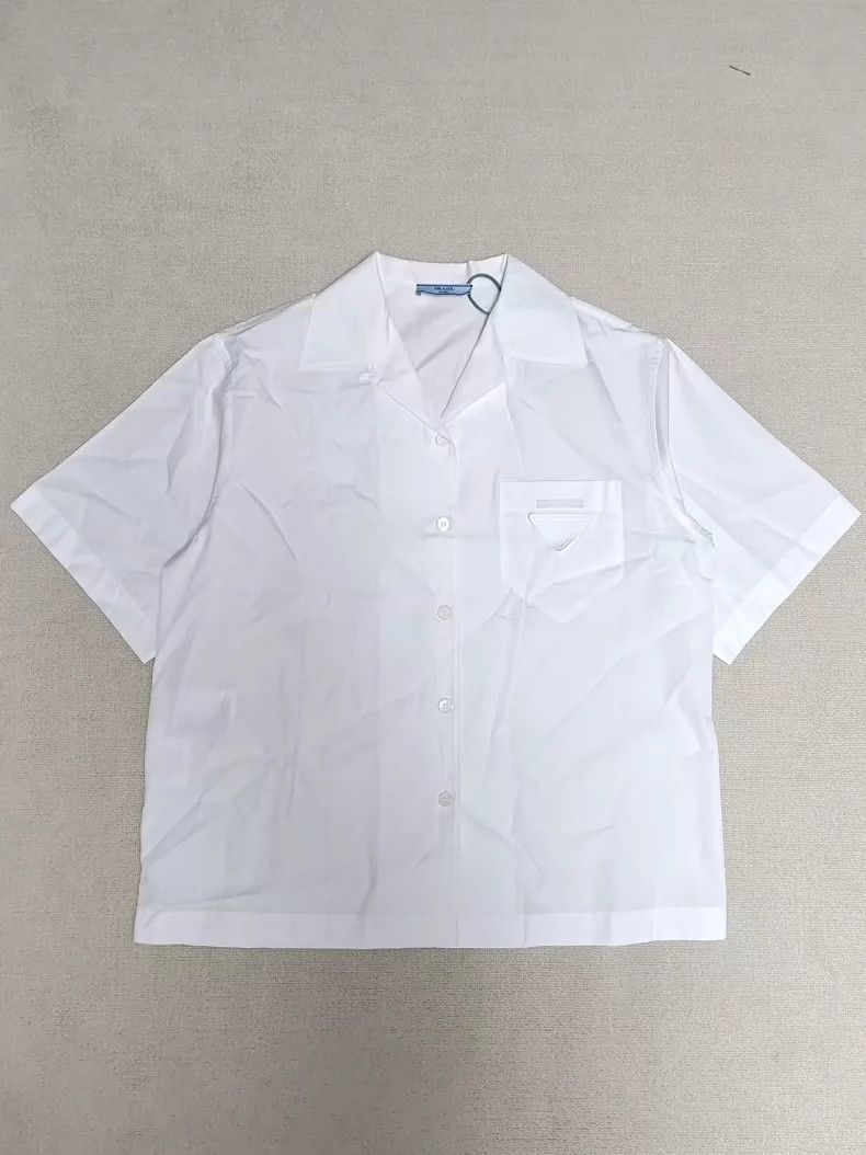 Prada Prada Solid Triangle Shirt Short Sleeve 2501-Nextarrow Size US XS / EU 42 / 0 - 1 Thumbnail