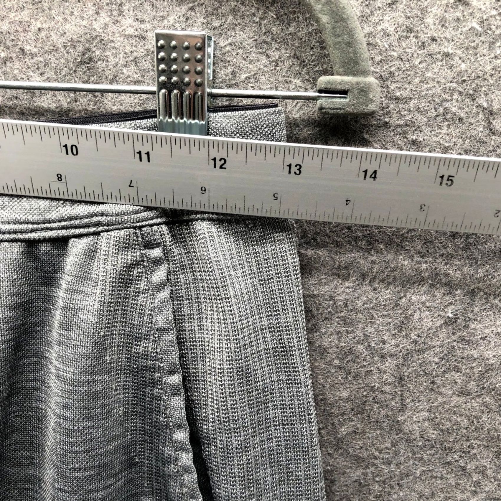 Uniqlo VINTAGE? No. Uniqlo Dry-EX Shorts Mens S Gray Active 8'' Athletic Gym Size US 29 - 3 Thumbnail