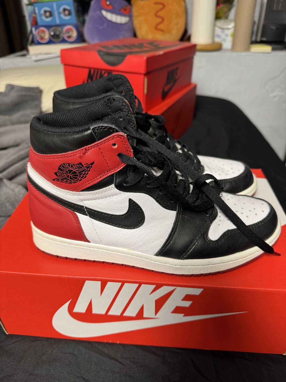 Jordan Brand Jordan 1 Black Toe Size US 7.5 / EU 40-41 - 4 Thumbnail